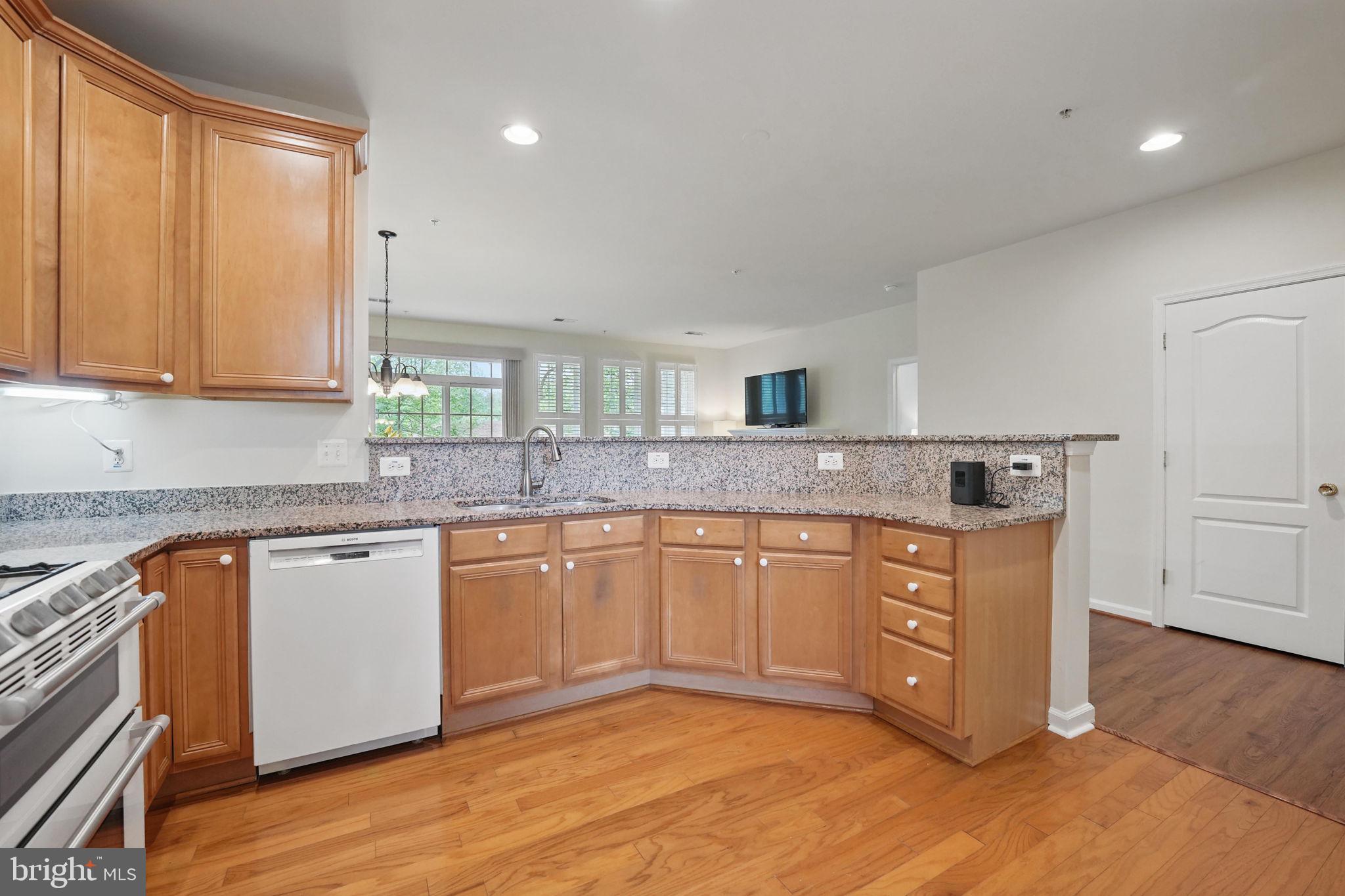 BELMONT BAY - Residential