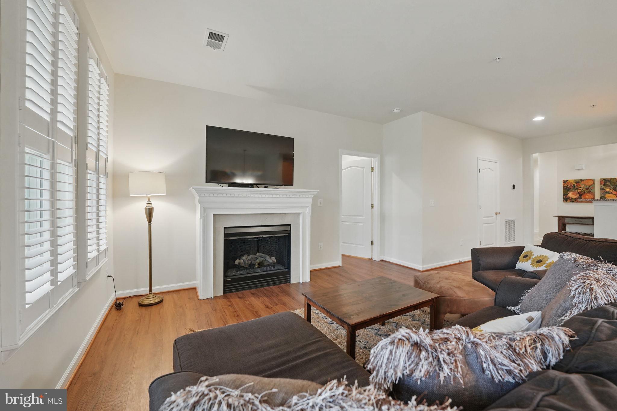 BELMONT BAY - Residential