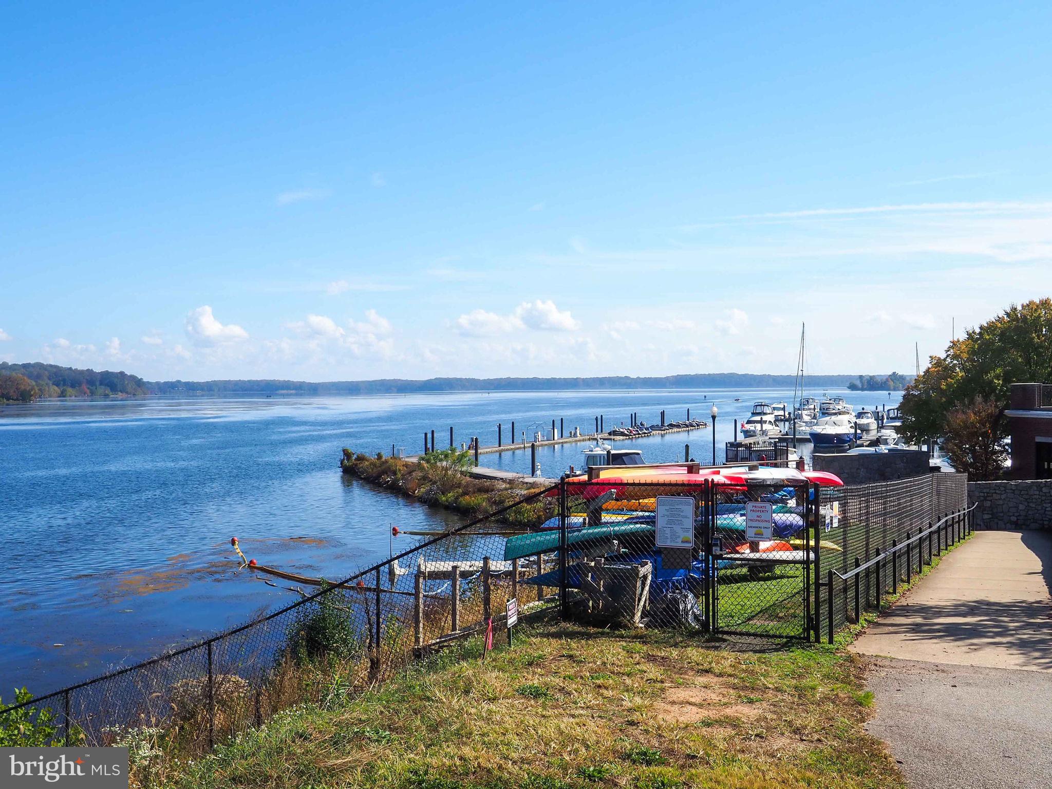 BELMONT BAY - Residential