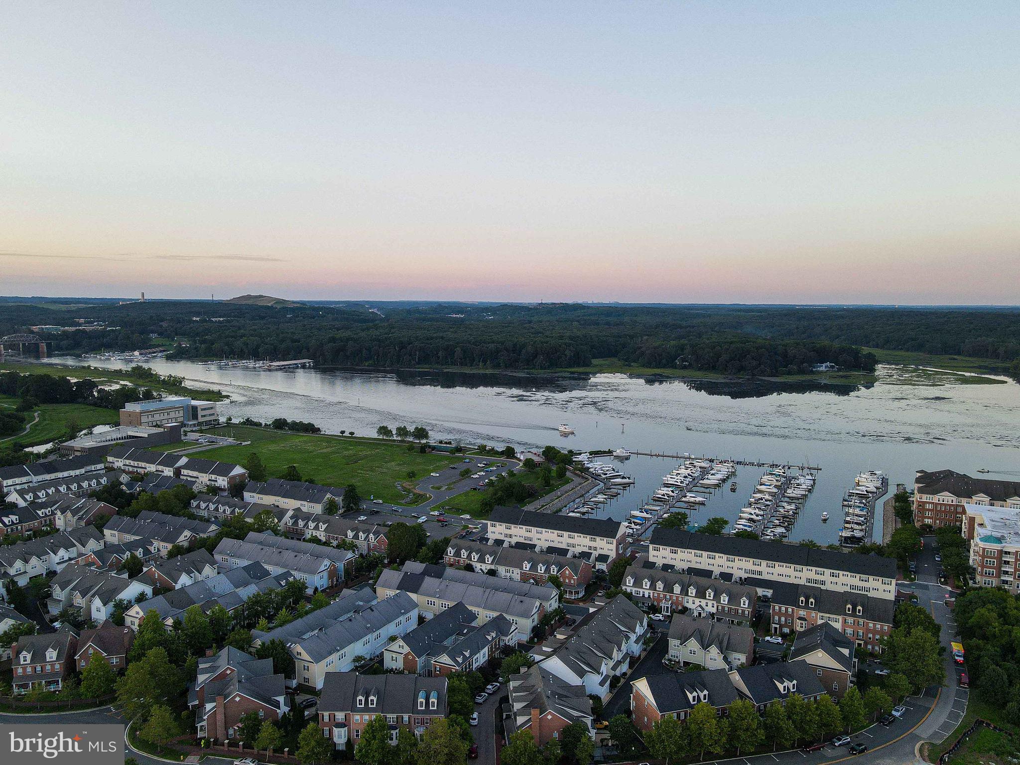 BELMONT BAY - Residential