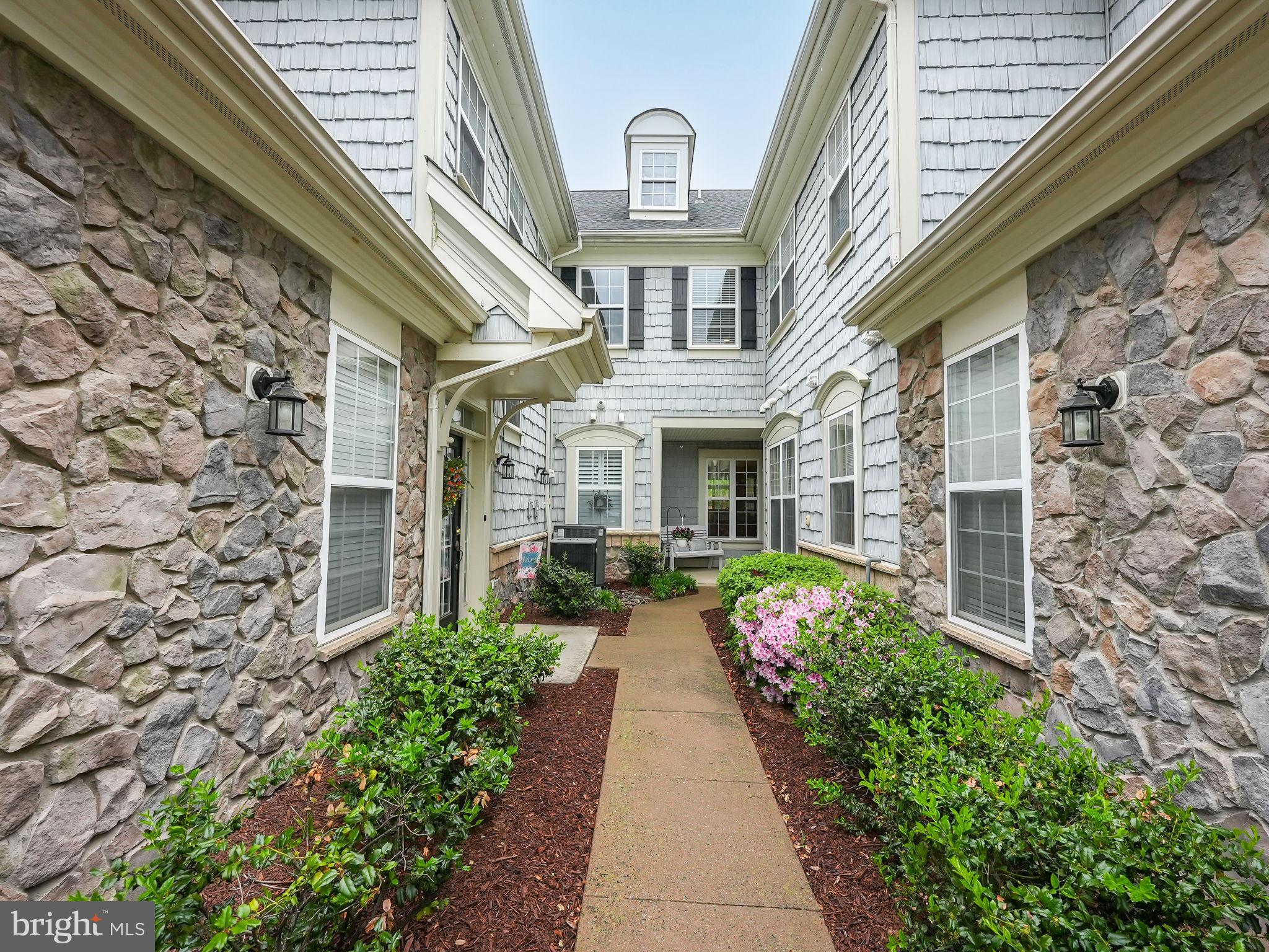 BELMONT BAY - Residential