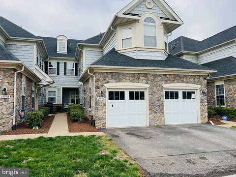13976 Greendale Drive, Woodbridge, VA MLS: VAPW2092558