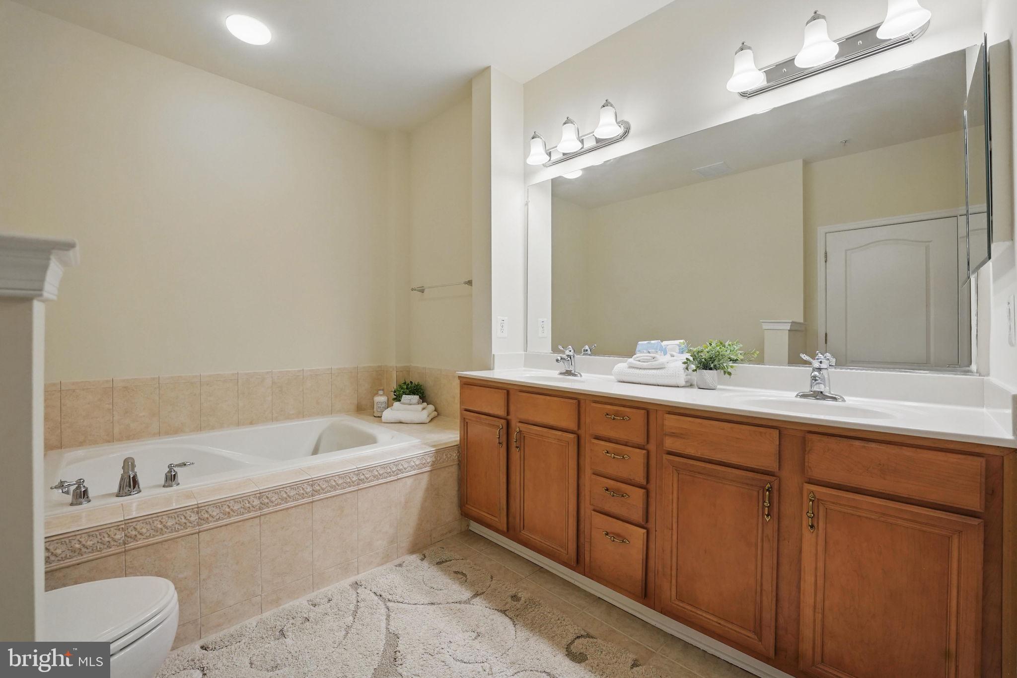 BELMONT BAY - Residential