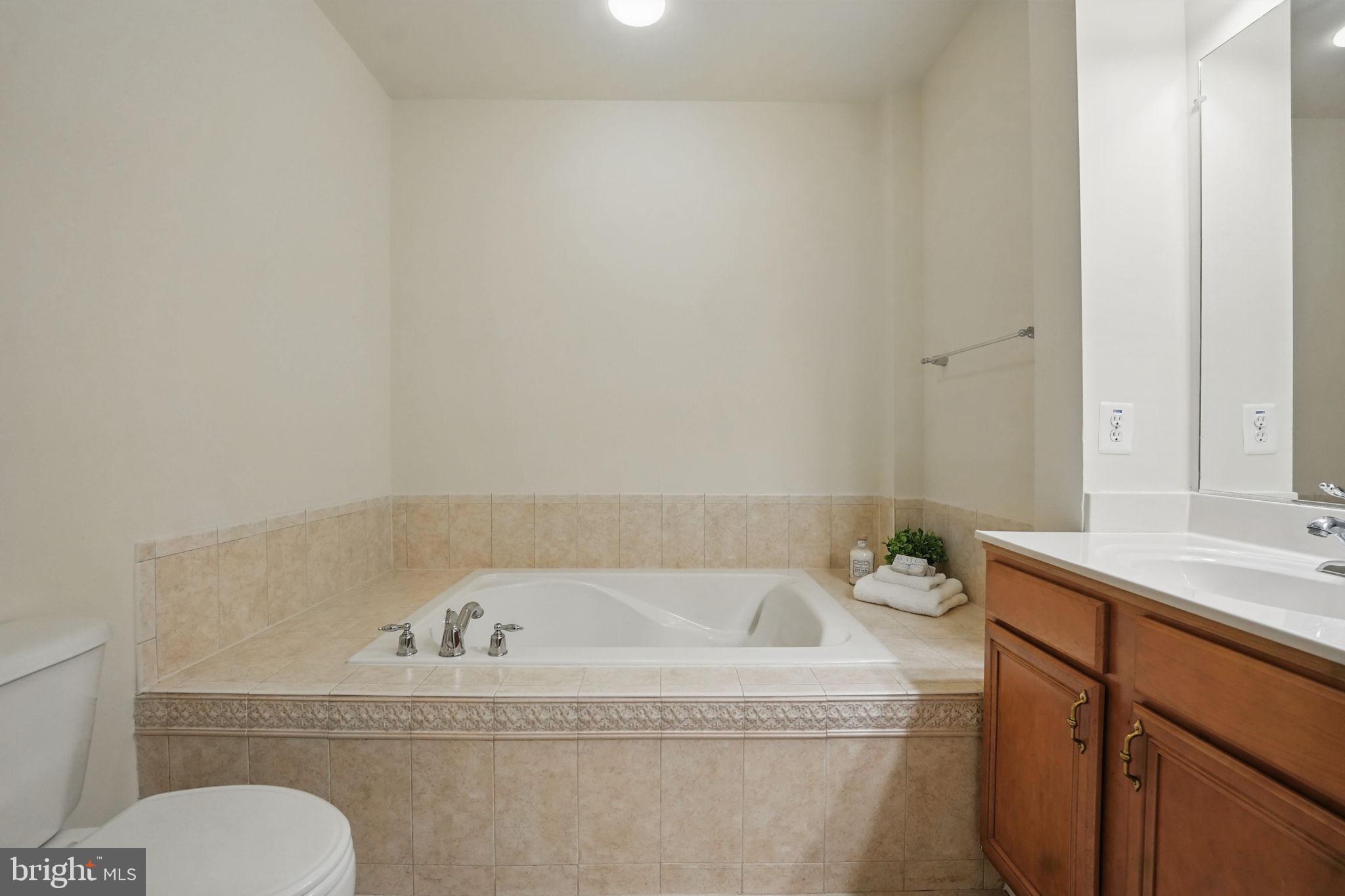 BELMONT BAY - Residential