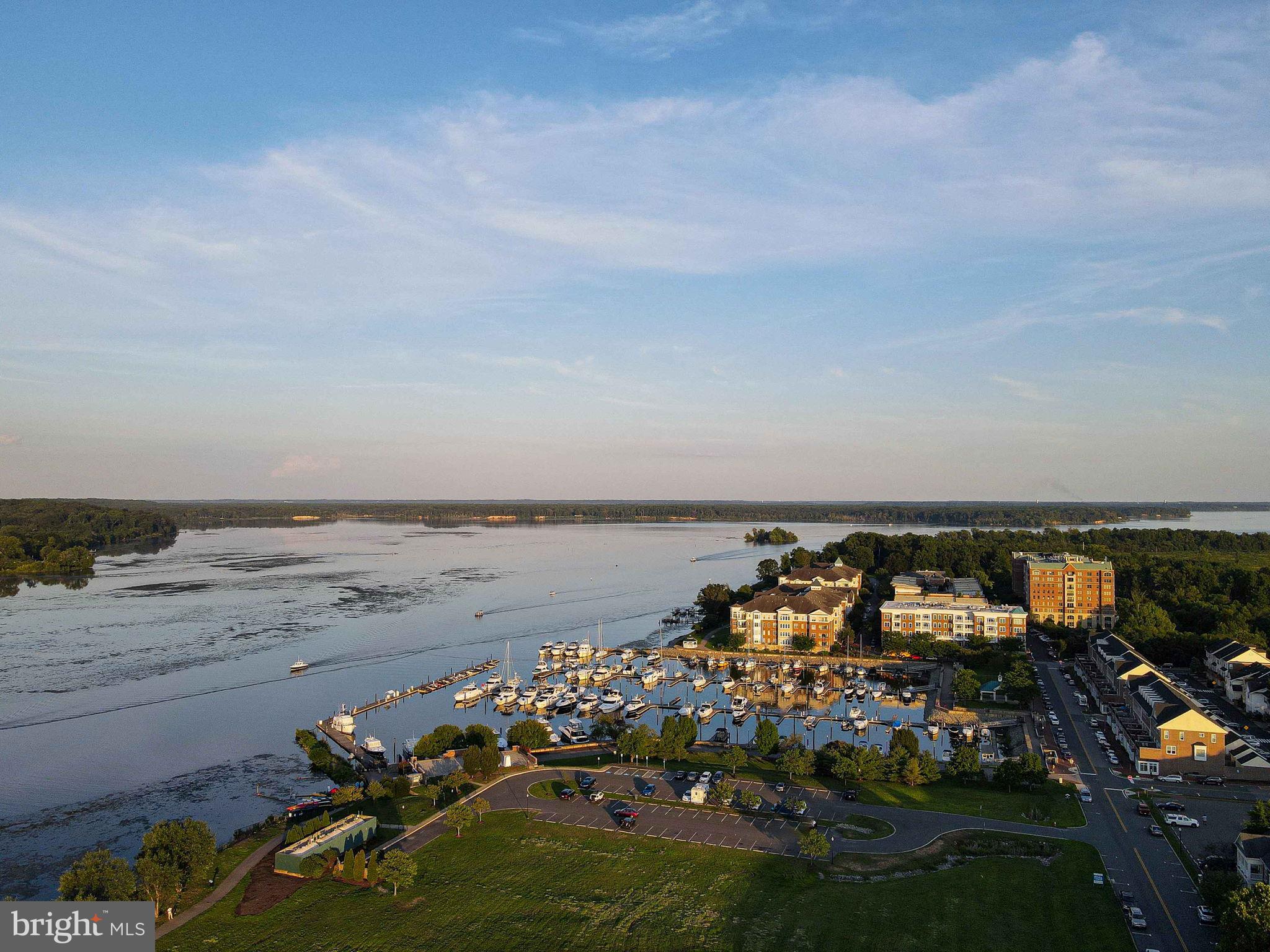 BELMONT BAY - Residential