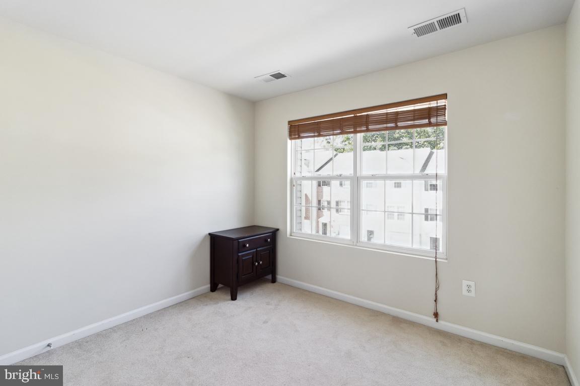 TANYARD SPRINGS - Residential