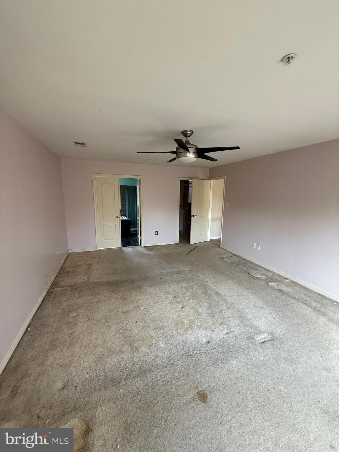 HILLANTRAE - Residential