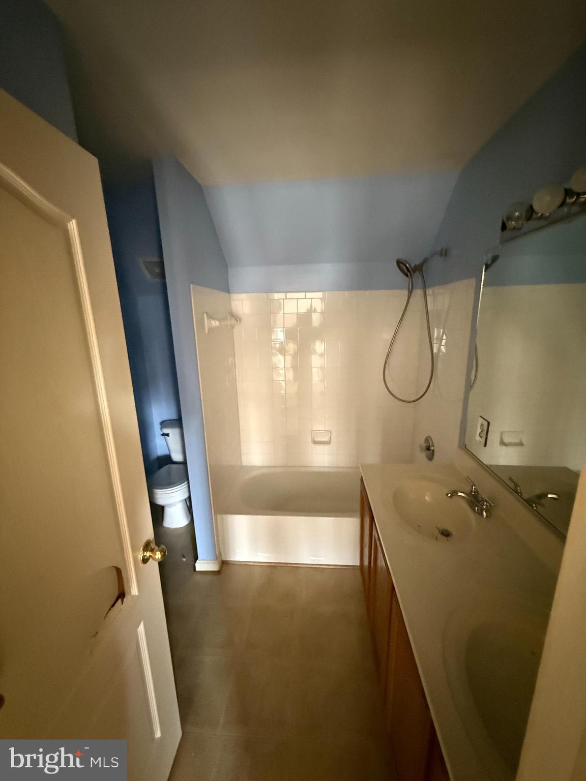 HILLANTRAE - Residential