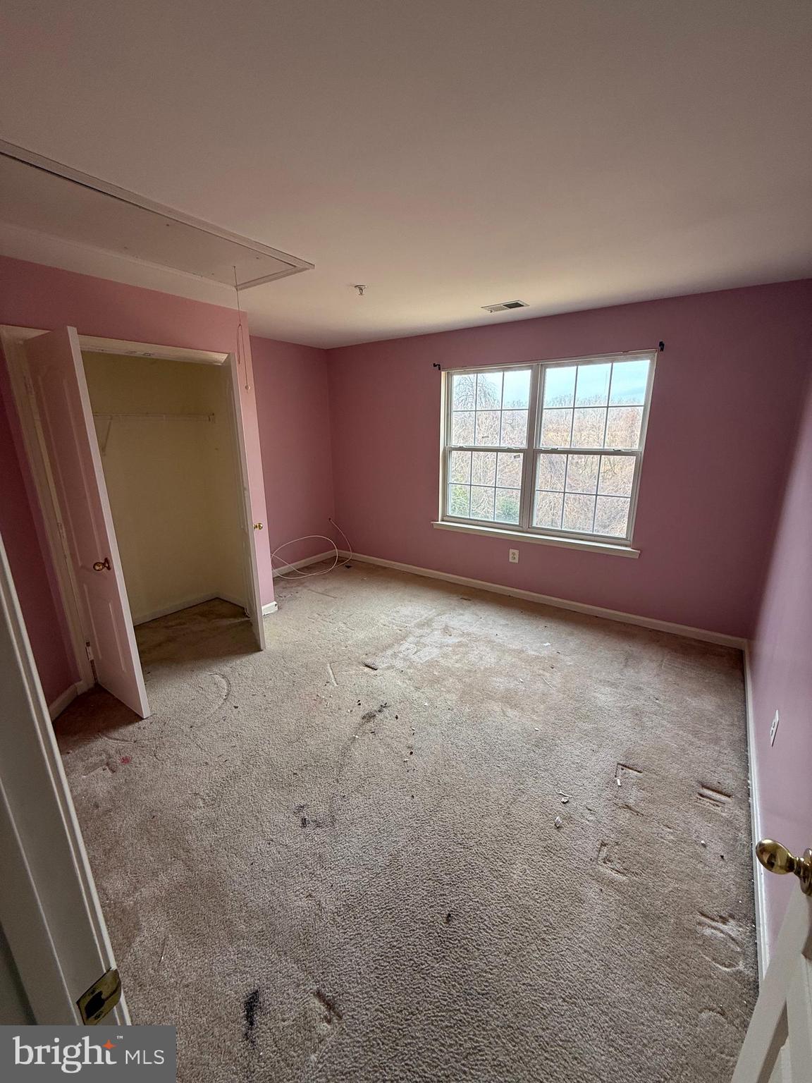 HILLANTRAE - Residential