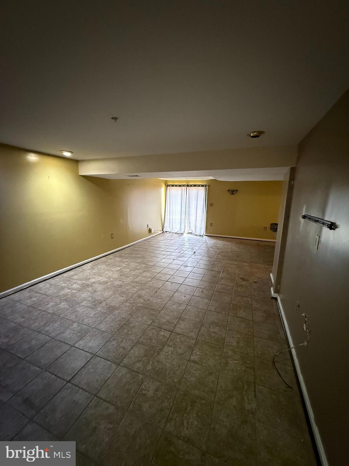 HILLANTRAE - Residential