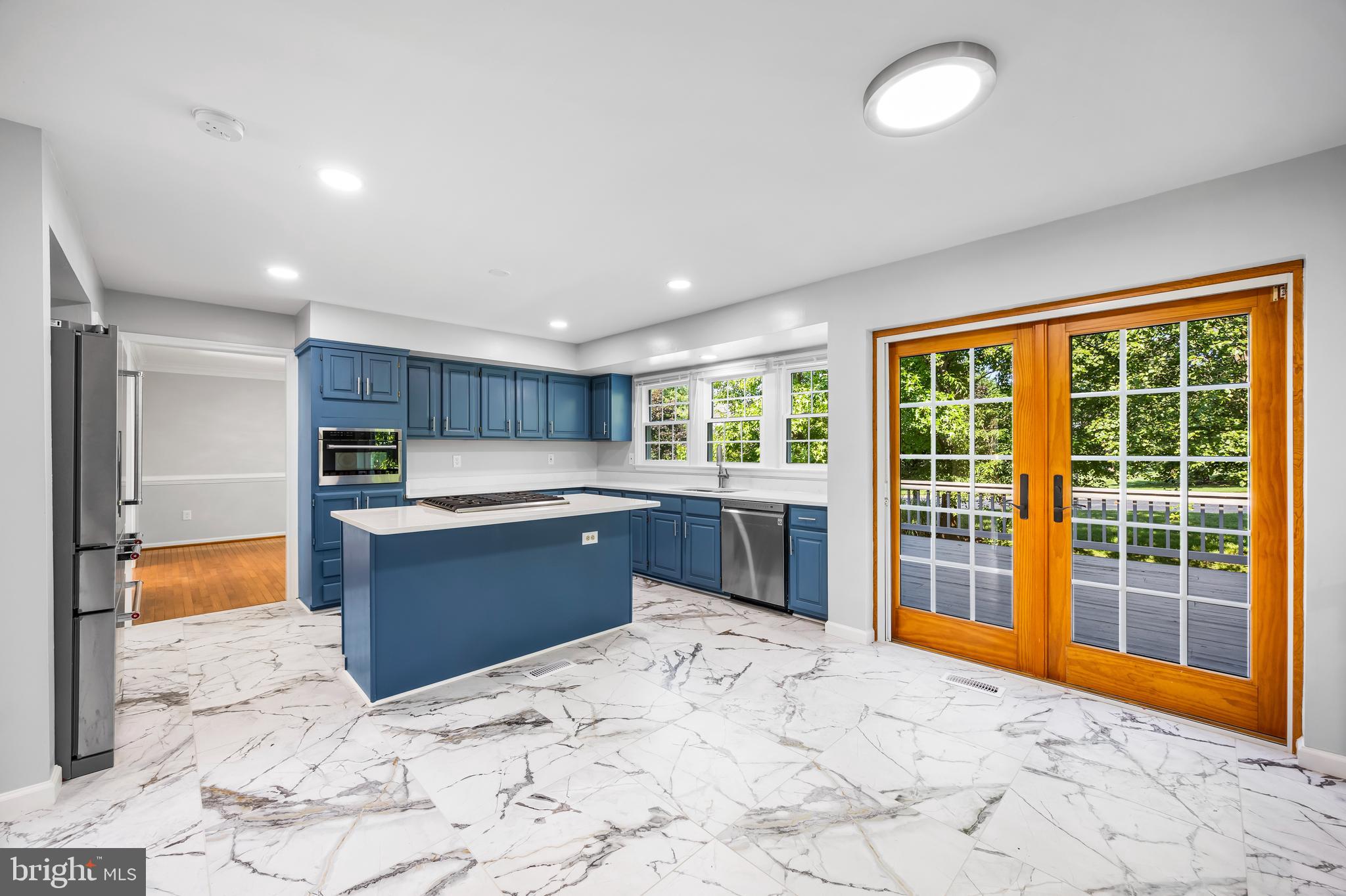 HUNTERS RUN - Residential