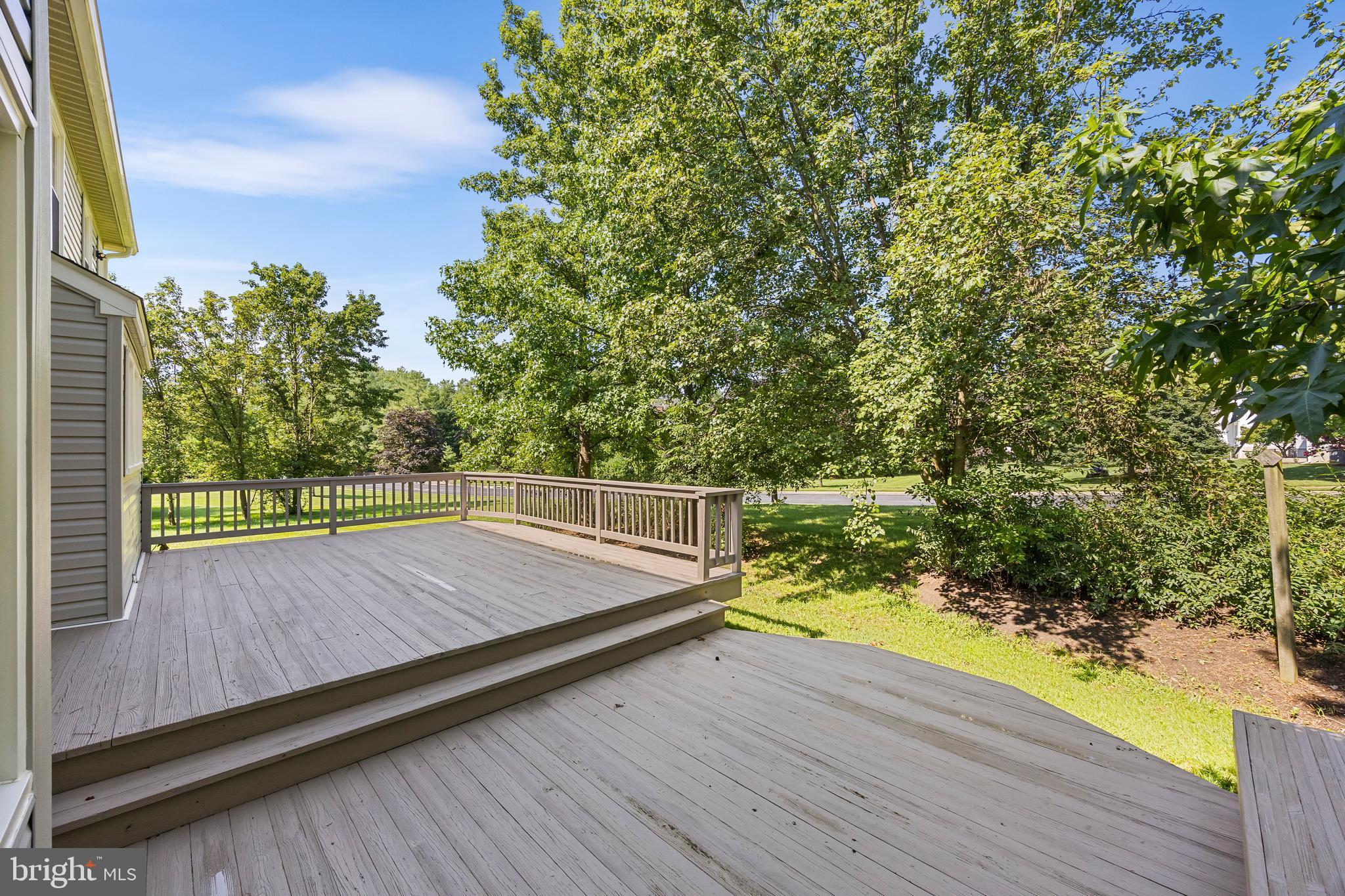 HUNTERS RUN - Residential