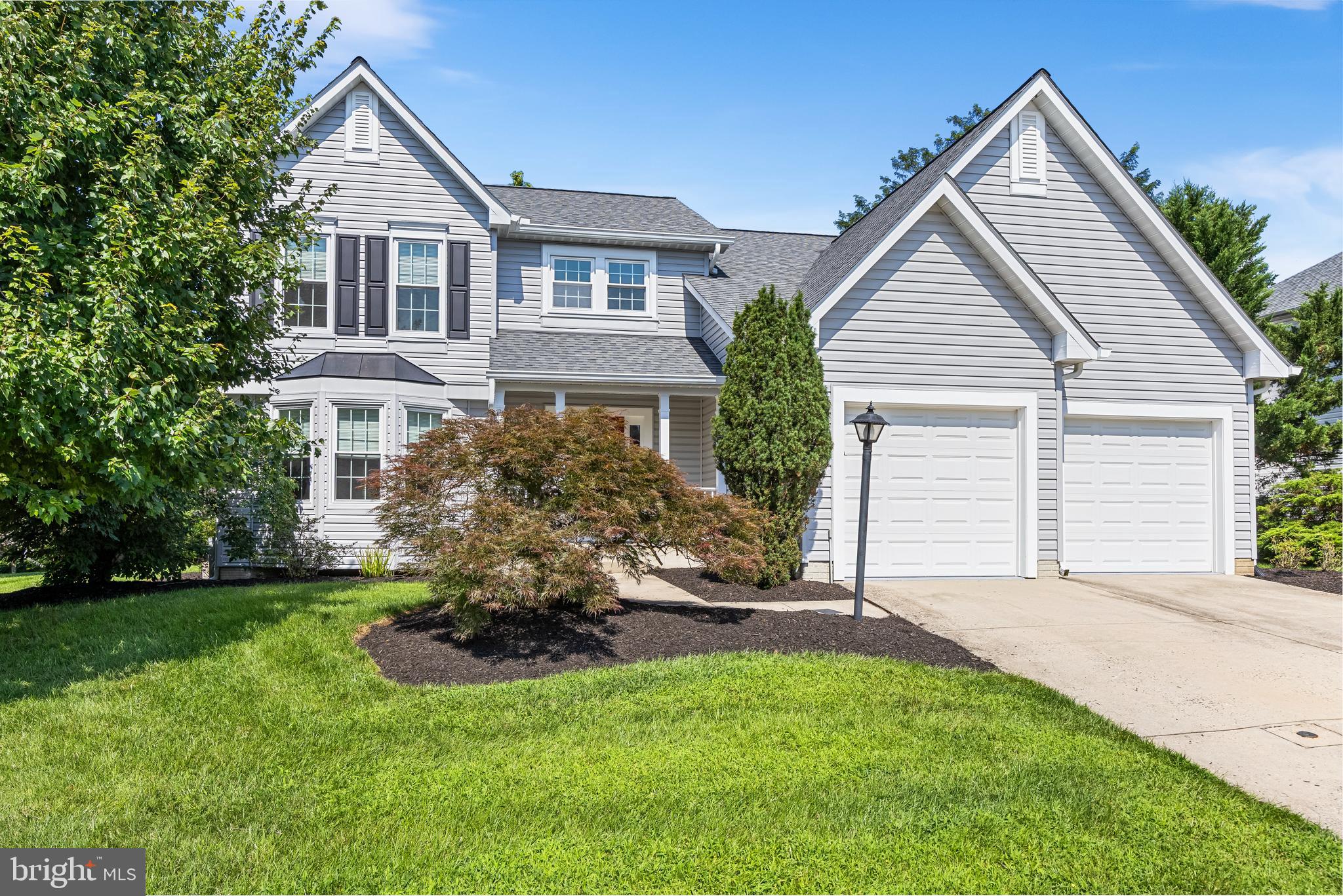 6 WINELEAF COURT