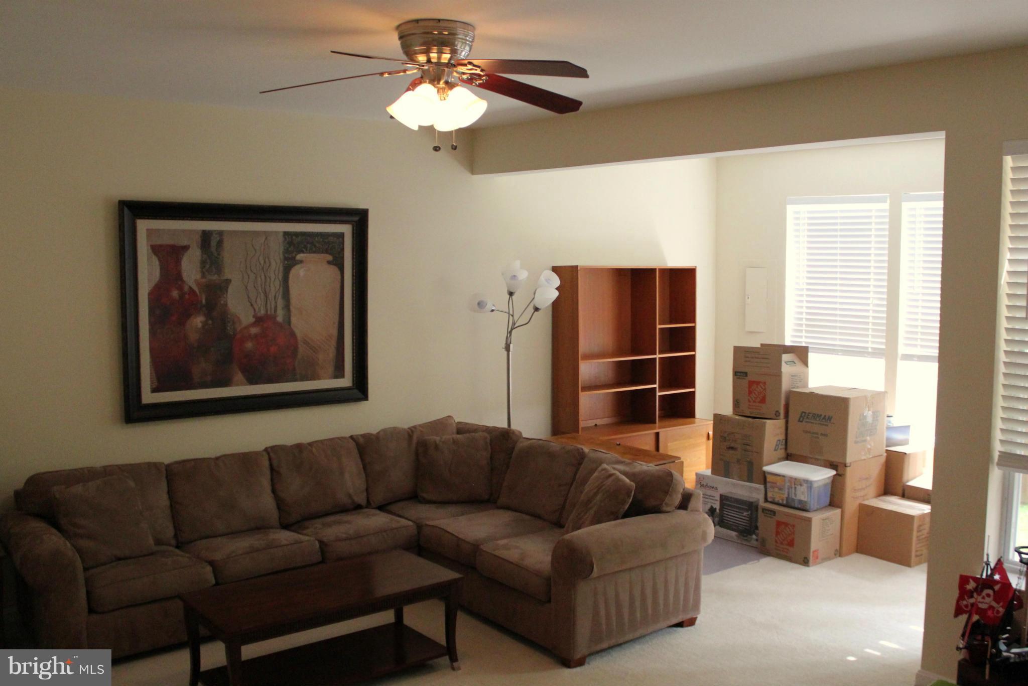 SIGNATURE AT BROADLANDS - Residential