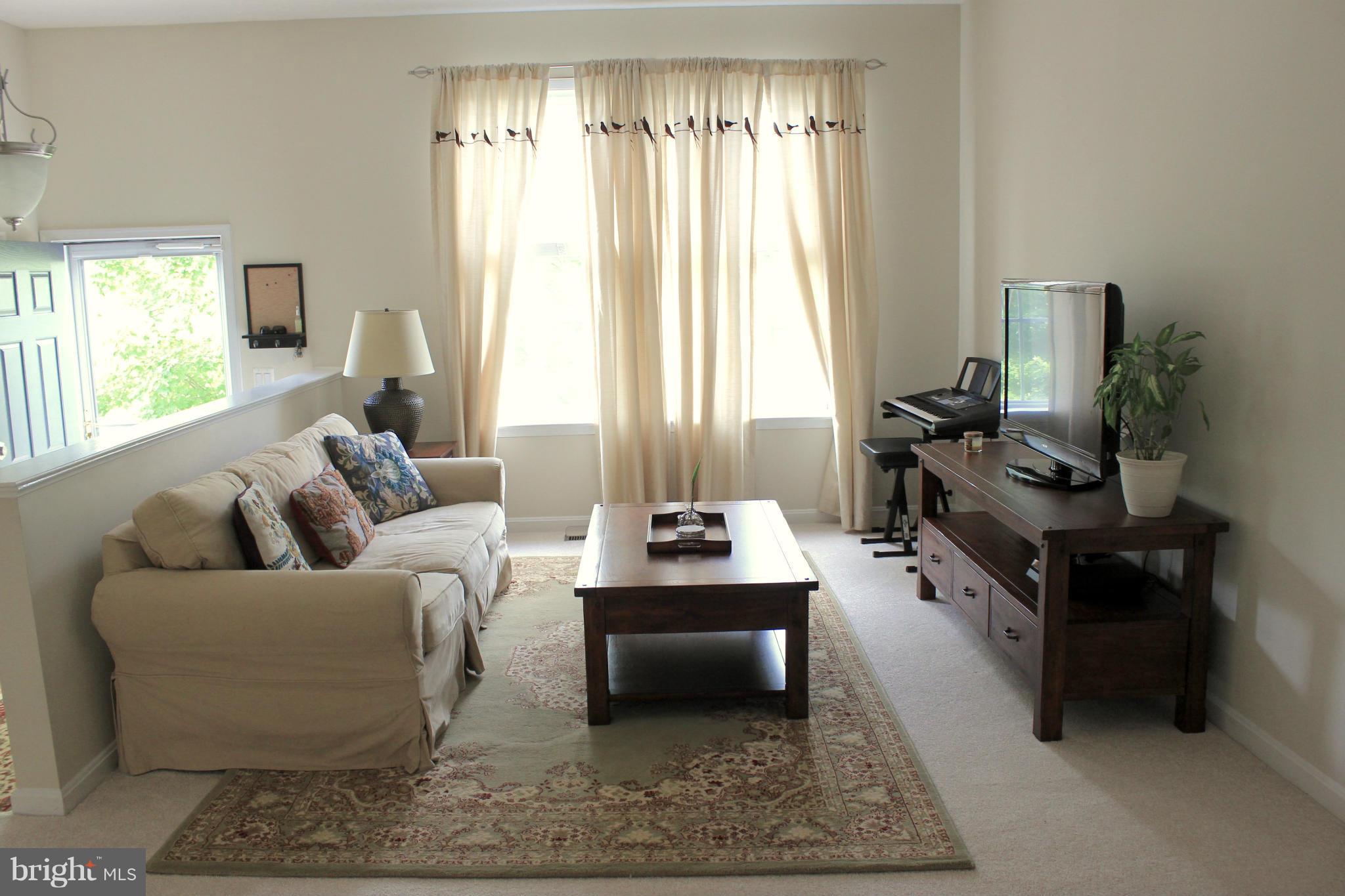 SIGNATURE AT BROADLANDS - Residential