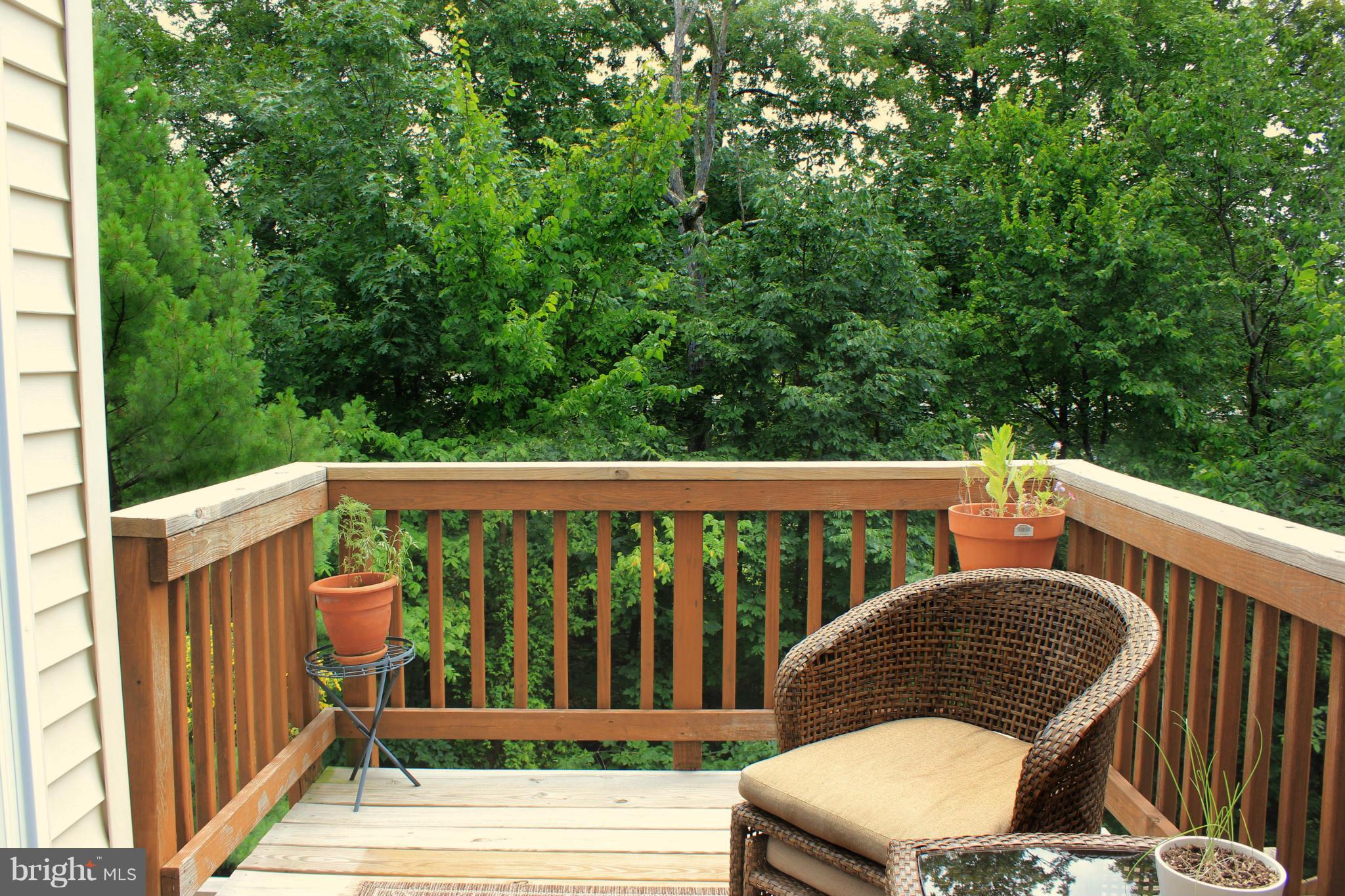 SIGNATURE AT BROADLANDS - Residential