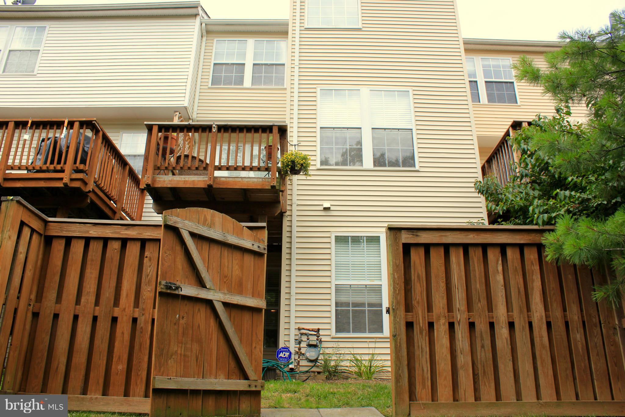 SIGNATURE AT BROADLANDS - Residential