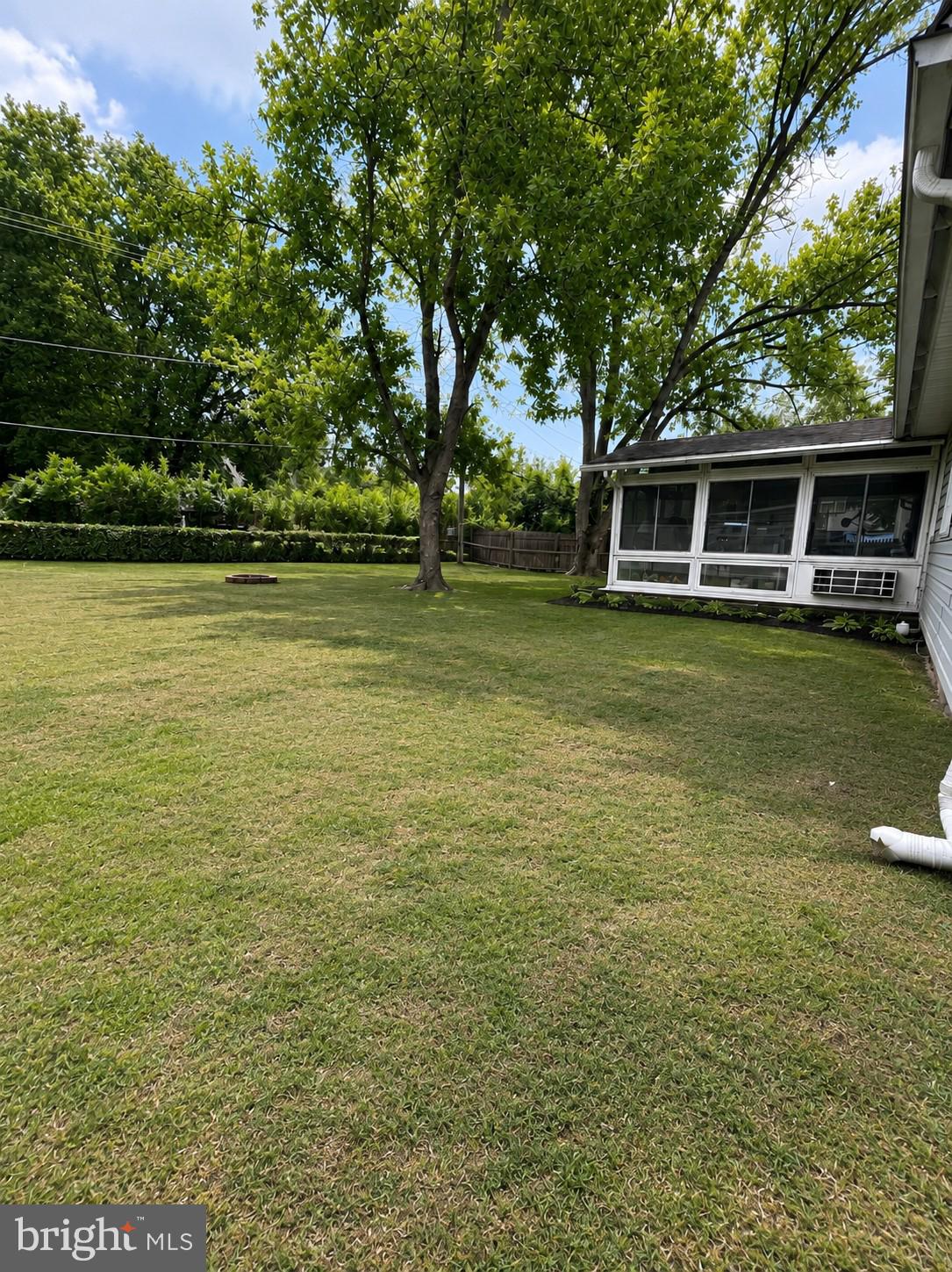 2605 KENHILL DRIVE