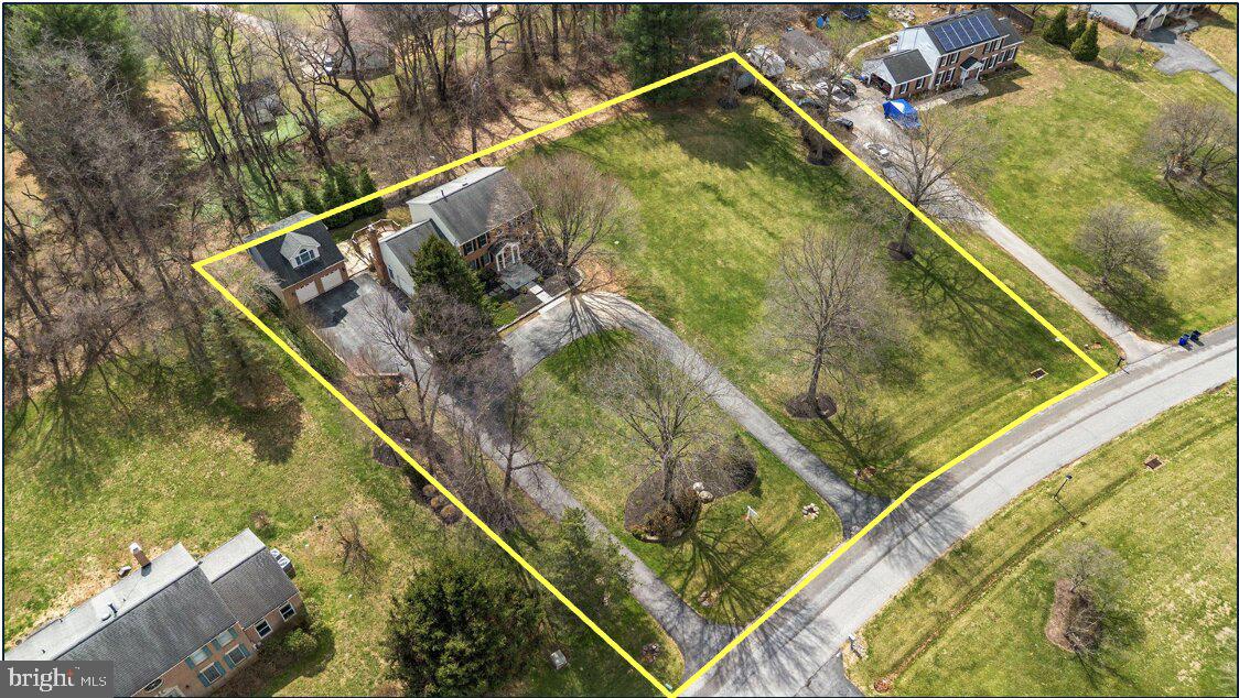 ROLLING KNOLLS - Residential