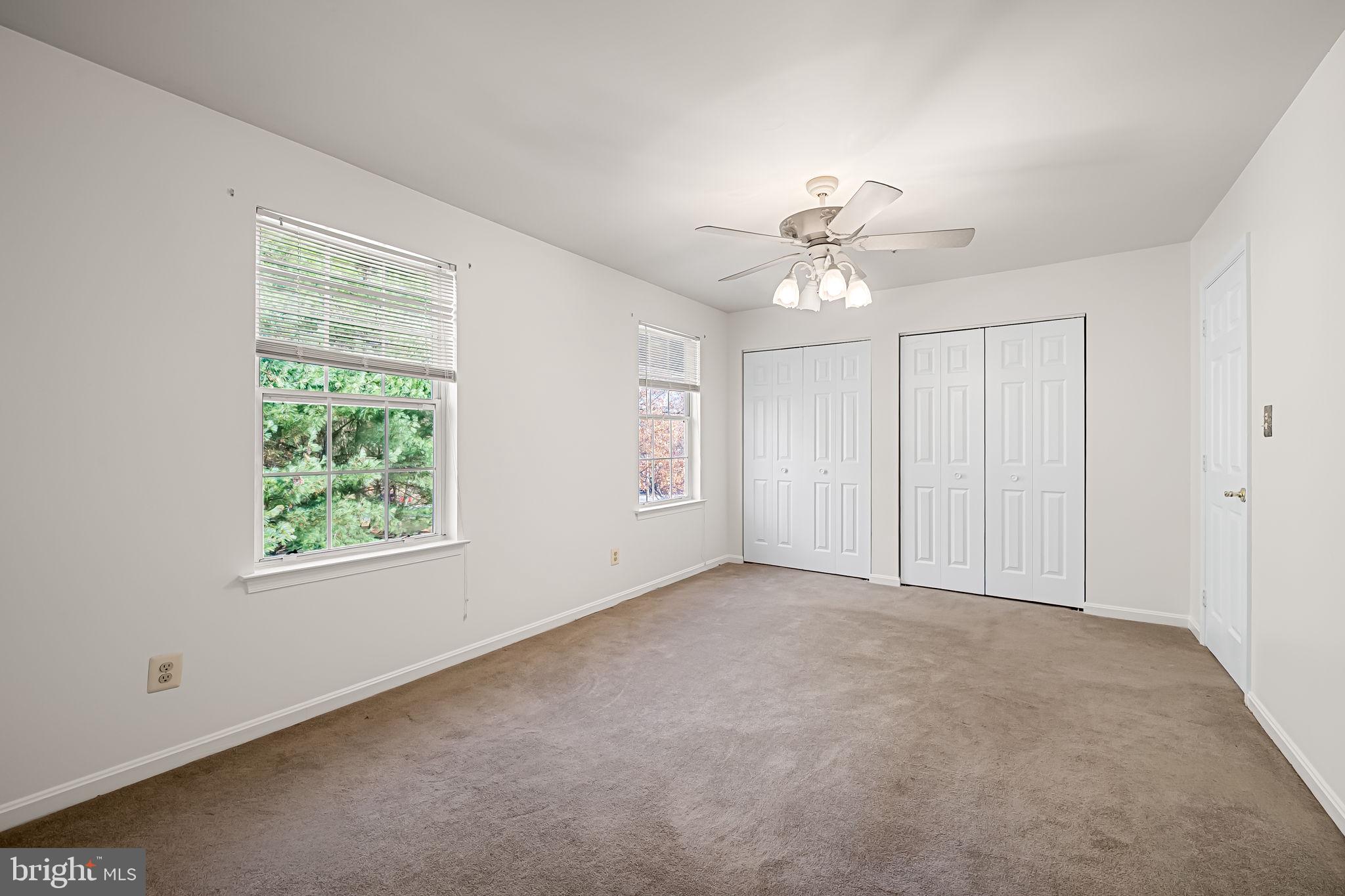 CONSTANT FRIENDSHIP - Residential