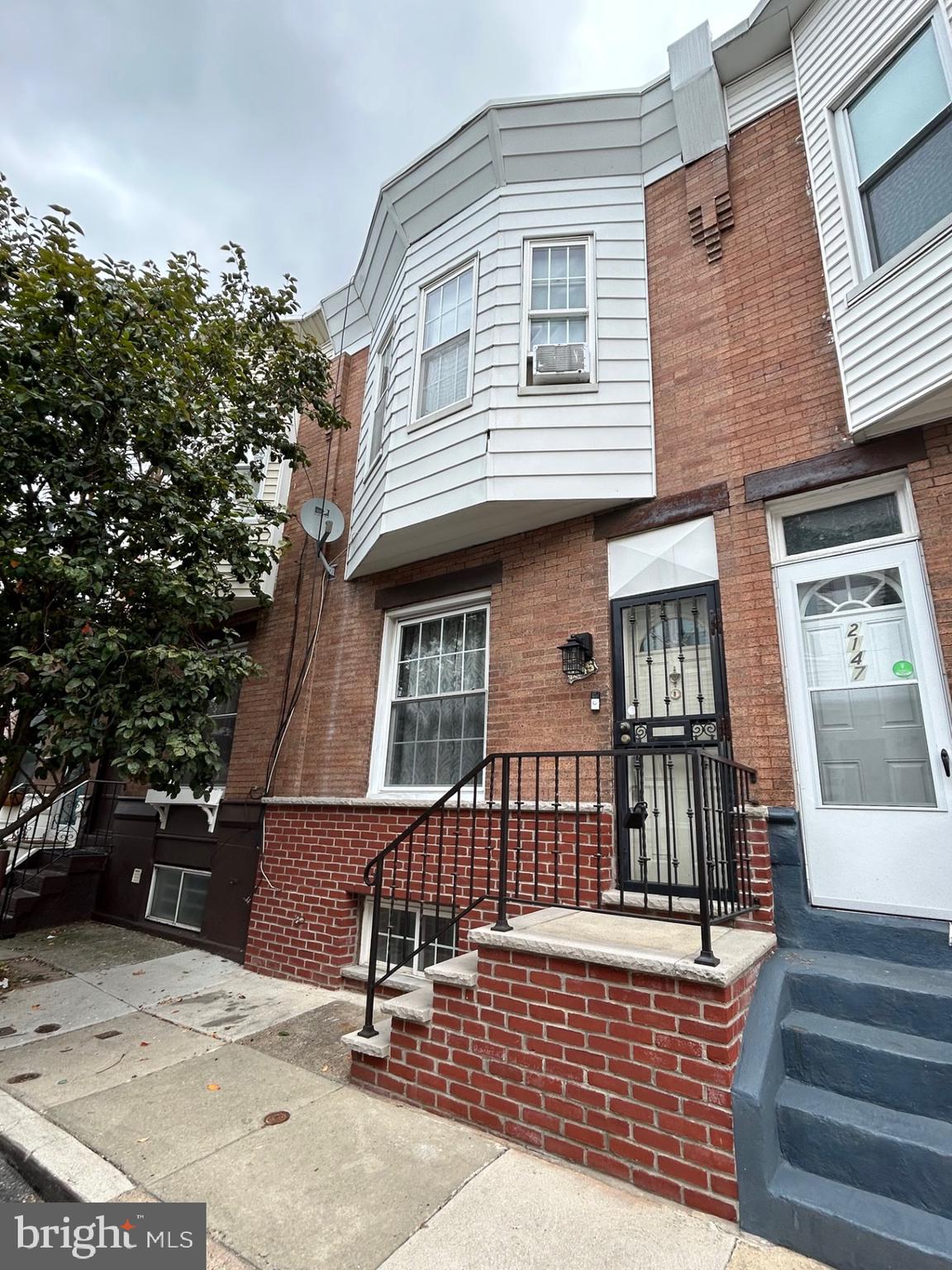 WEST PASSYUNK - Residential