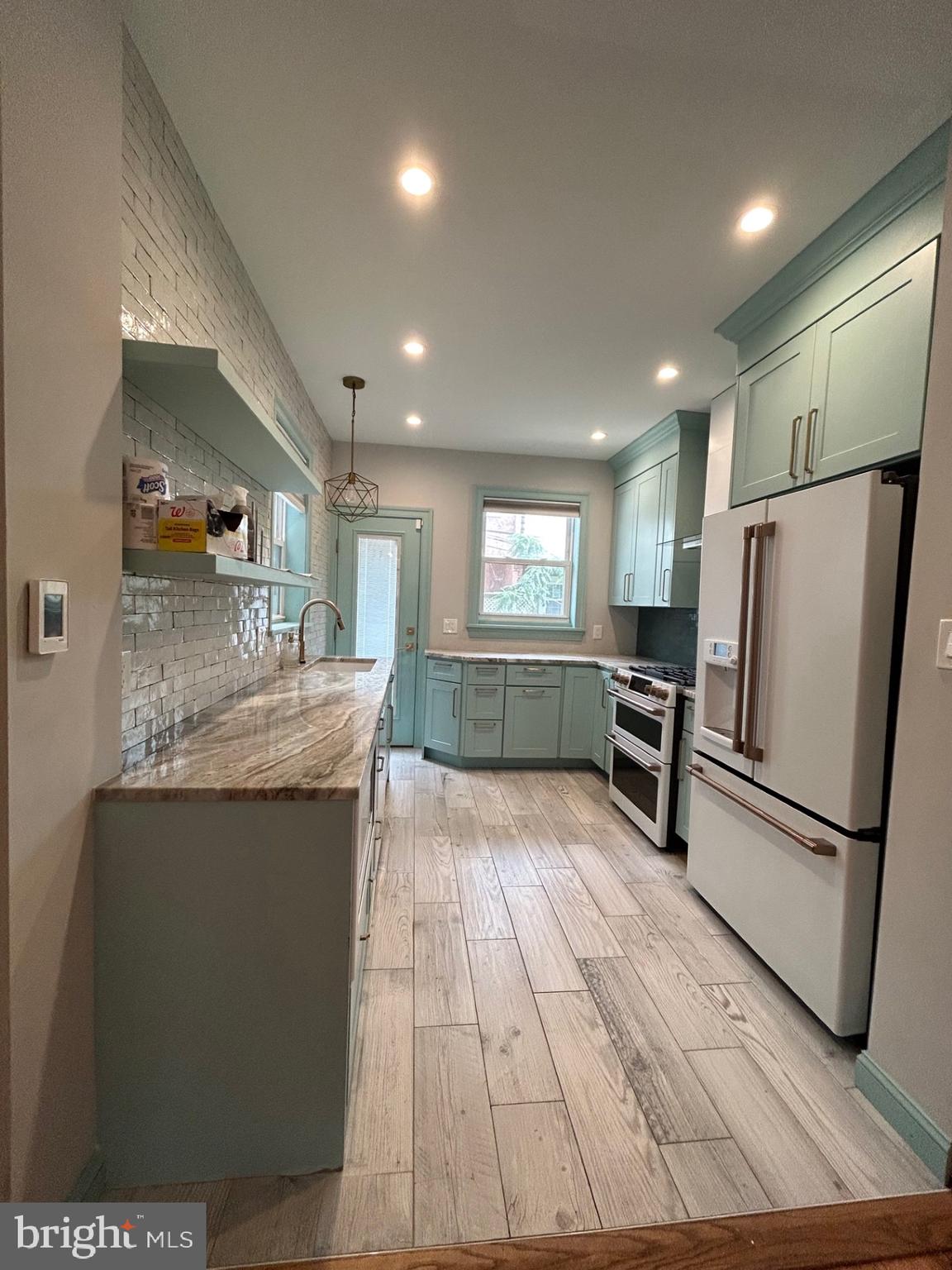 WEST PASSYUNK - Residential