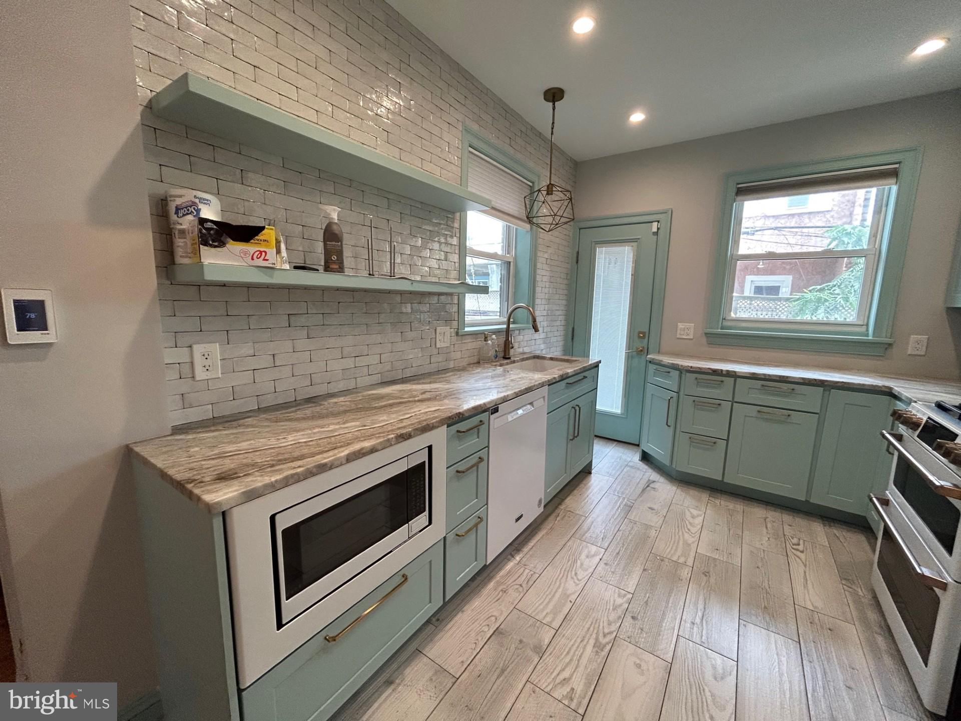 WEST PASSYUNK - Residential