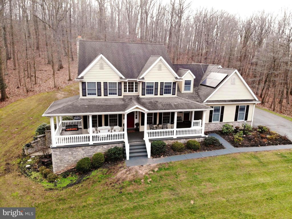 Photo of 895 LAUREL RIDGE RD, REINHOLDS, PA 17569 (MLS # PALA2028916)