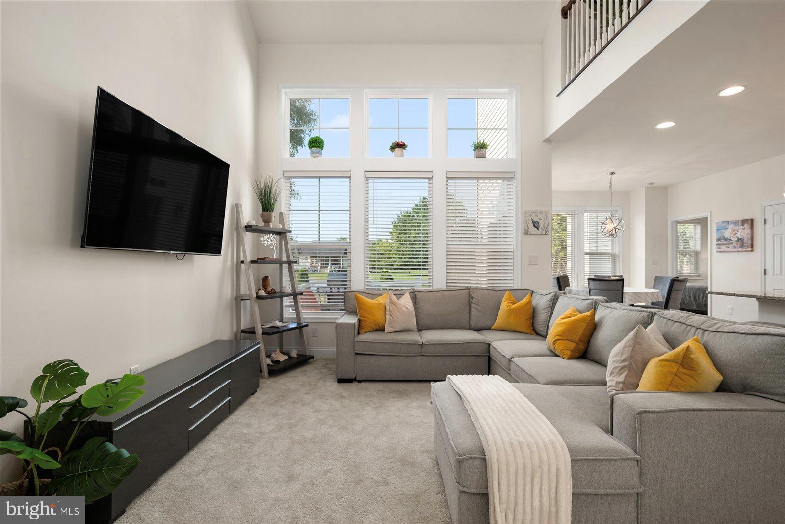 19332 LOBLOLLY CIRCLE