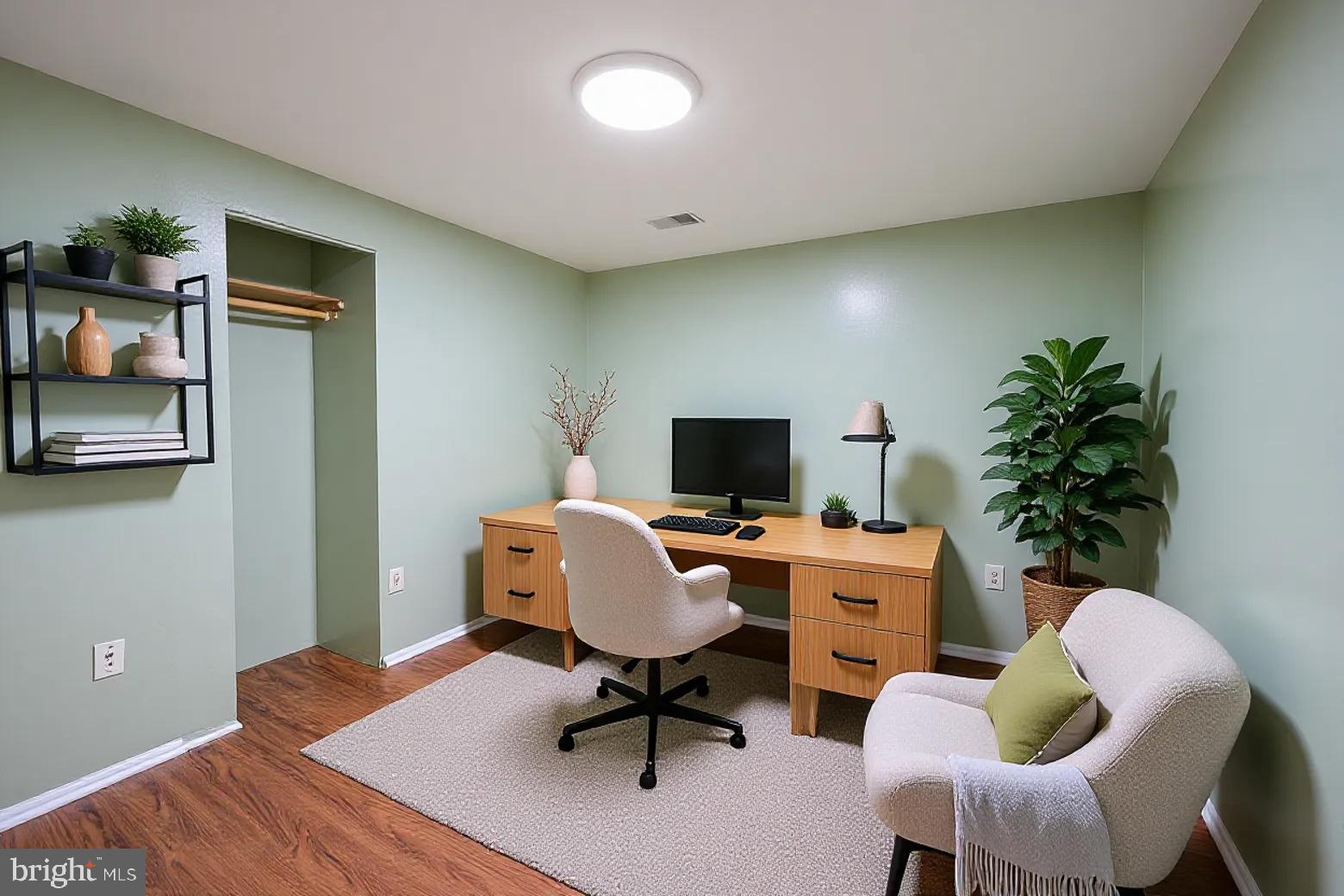 OWINGS MILLS - Residential Lease