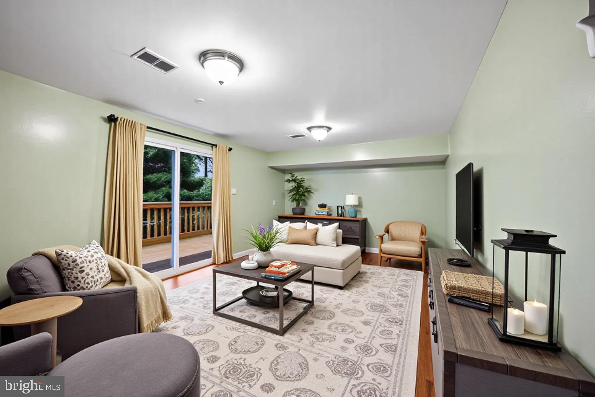 OWINGS MILLS - Residential Lease