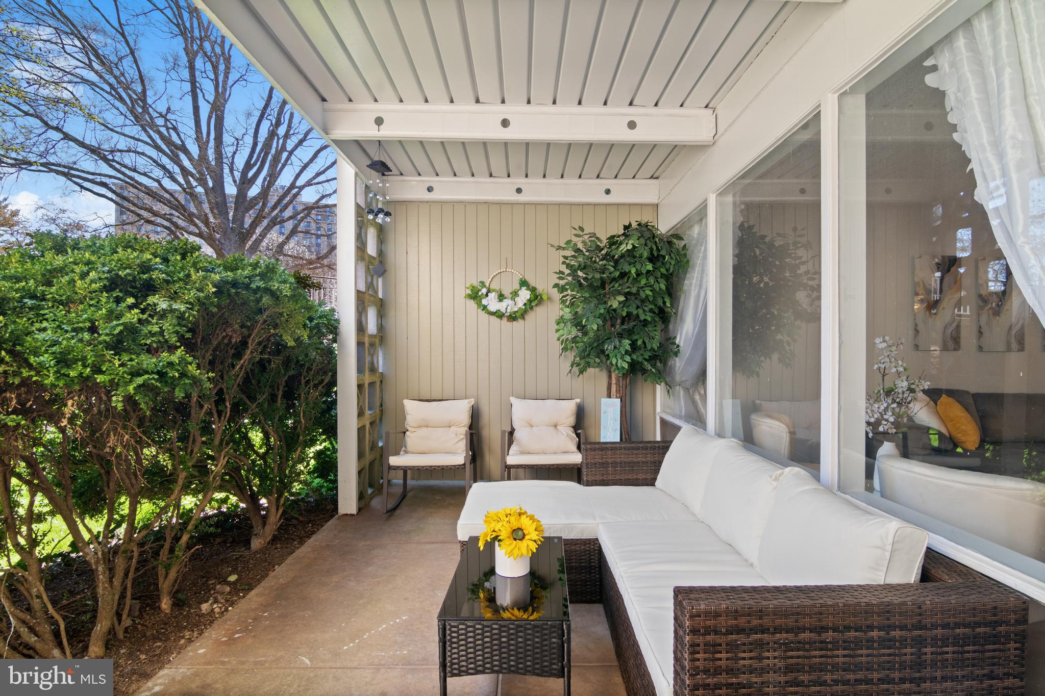 SPRING LAKE GARDEN CONDOMINIUM - Residential