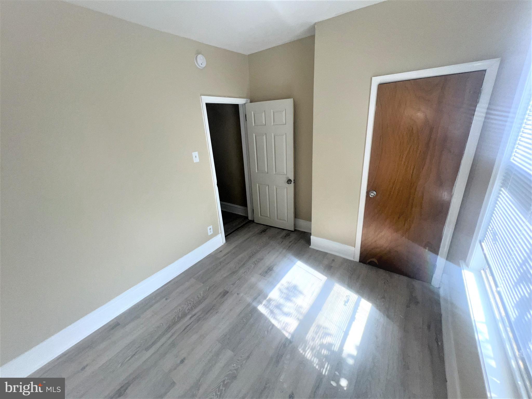 ELMWOOD PARK - Residential