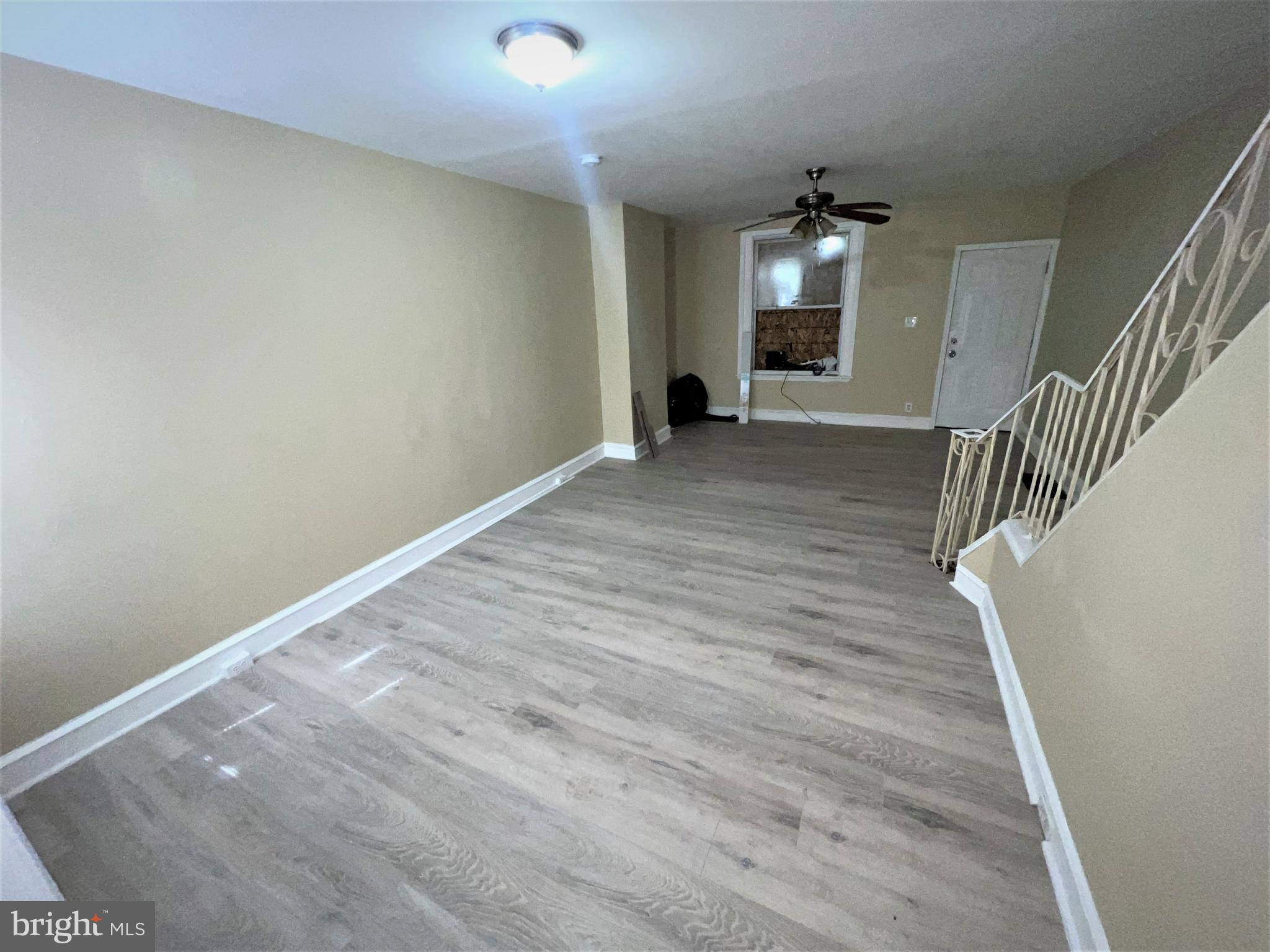 ELMWOOD PARK - Residential