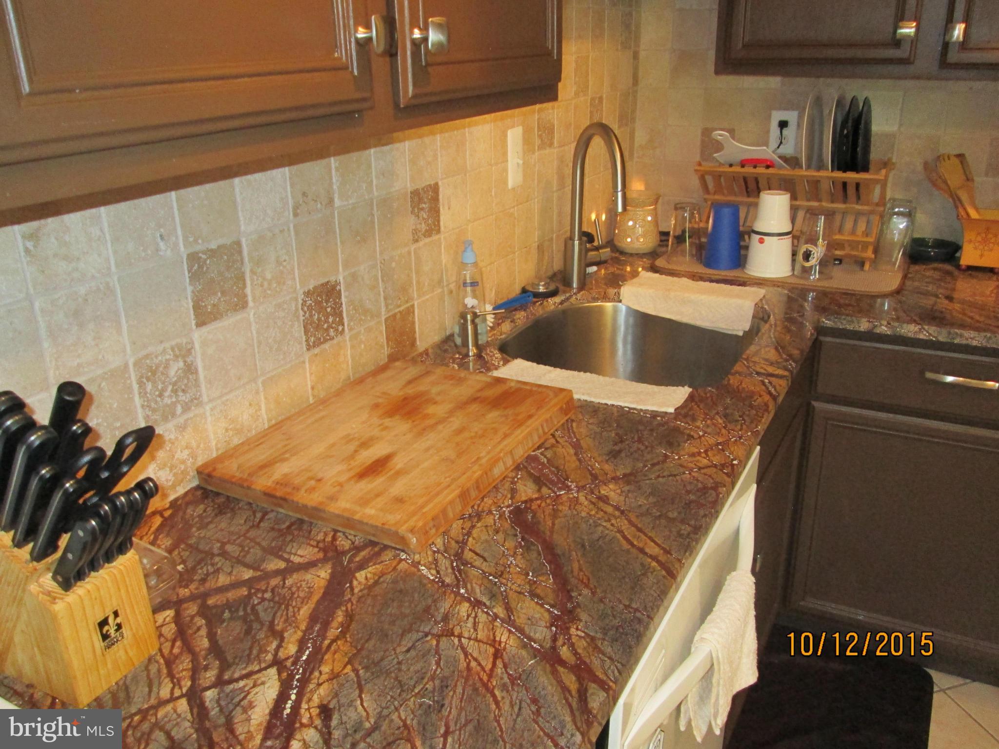 CROFTON MEWS CONDO - Residential