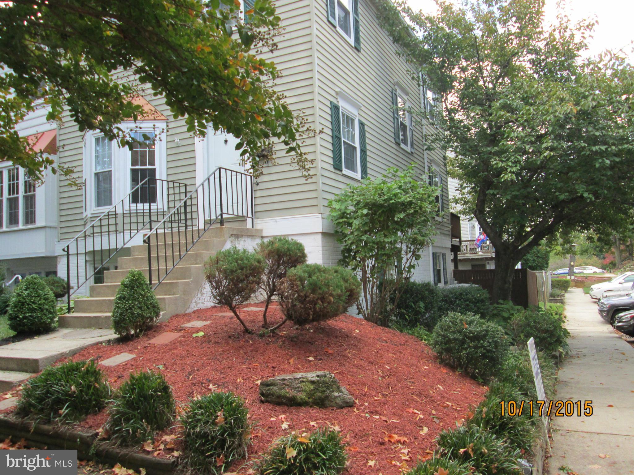 CROFTON MEWS CONDO - Residential