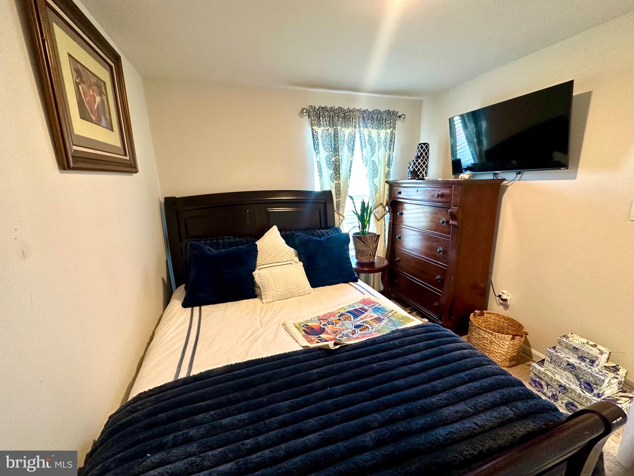 EDEN HILL - Residential