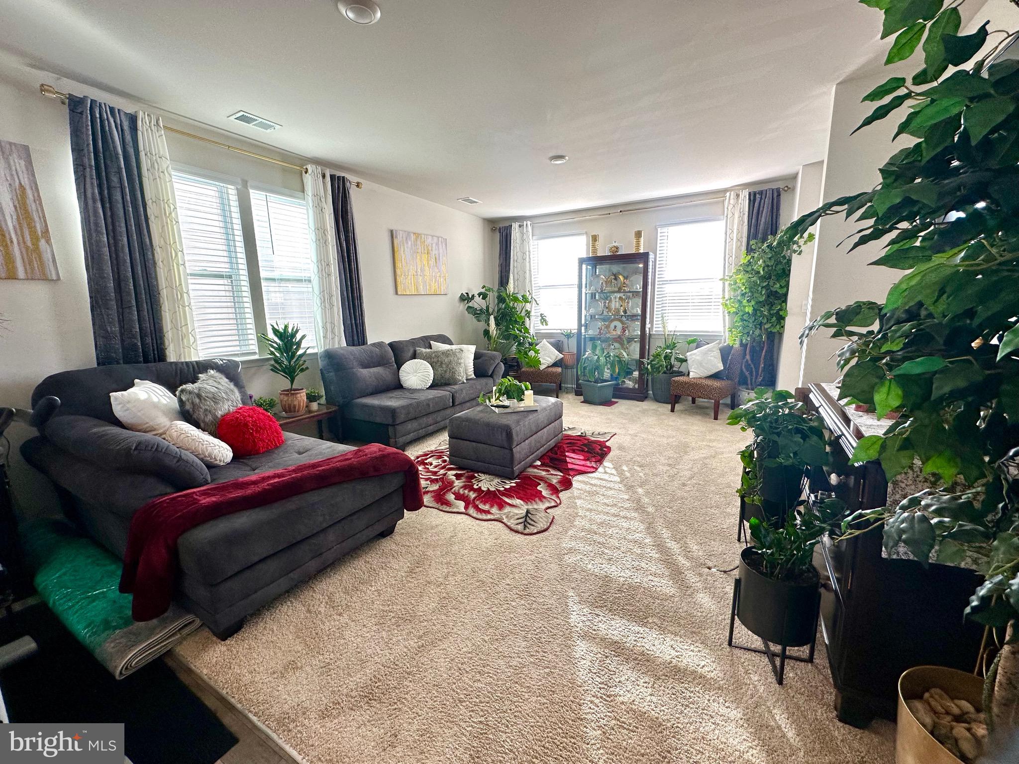 EDEN HILL - Residential