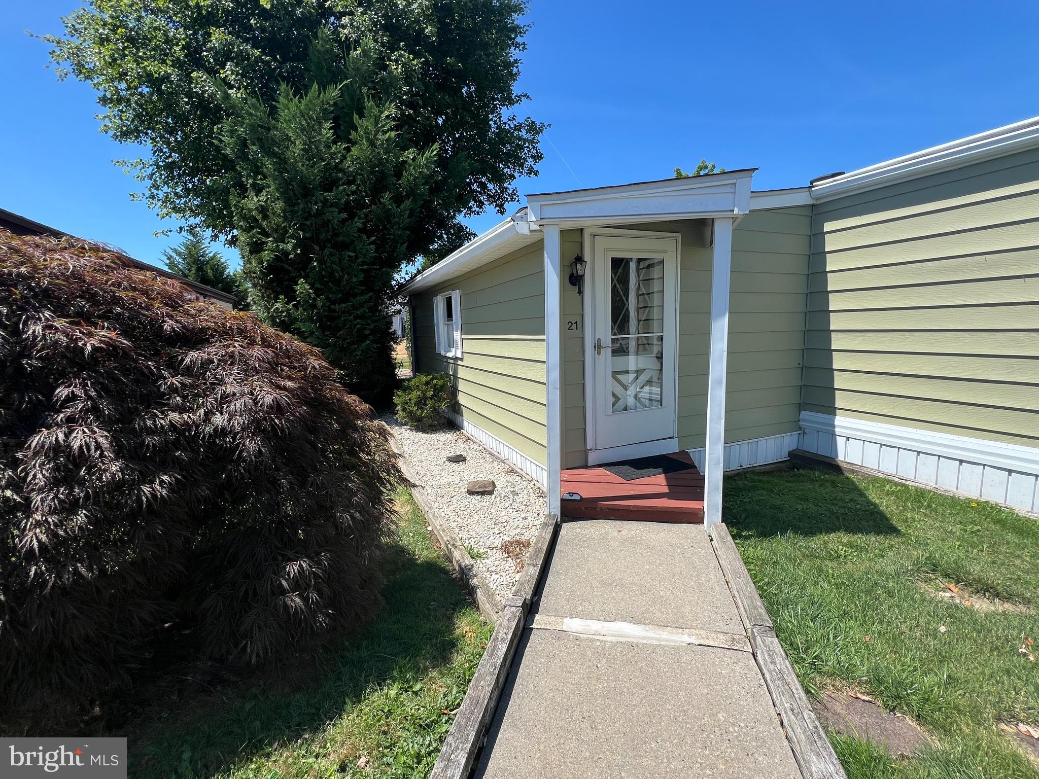 NESHAMINY FALLS - Residential