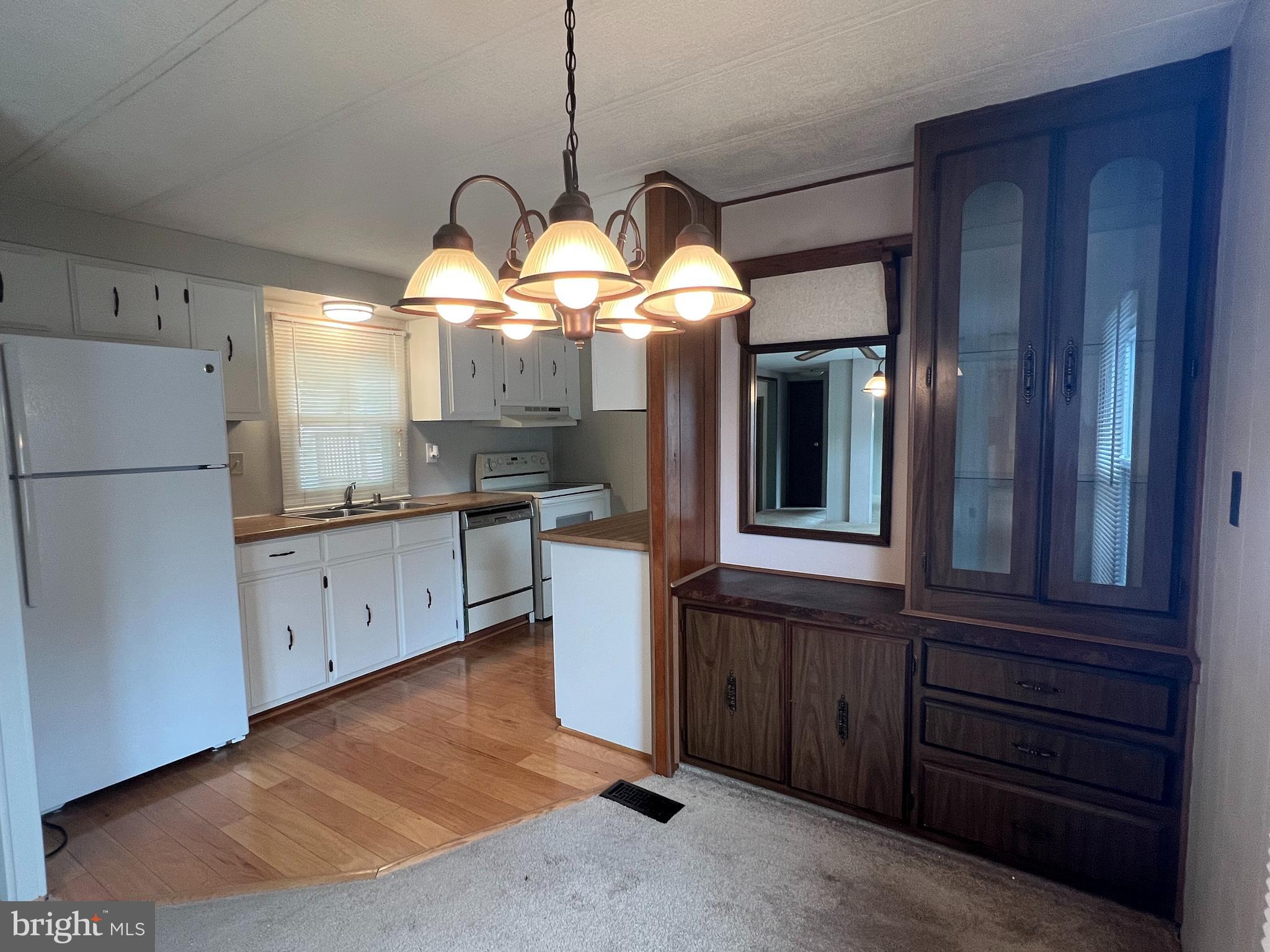 NESHAMINY FALLS - Residential