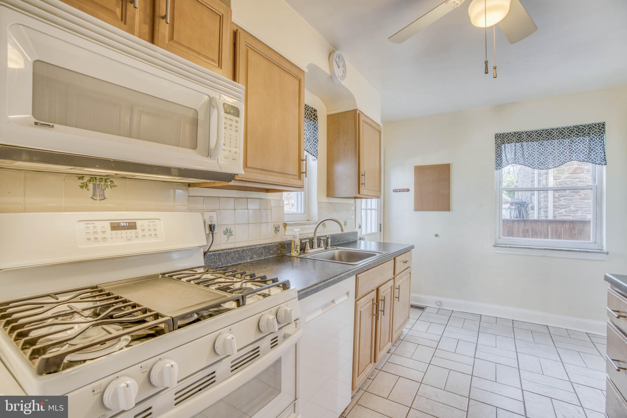 VILLA CRESTA - Residential