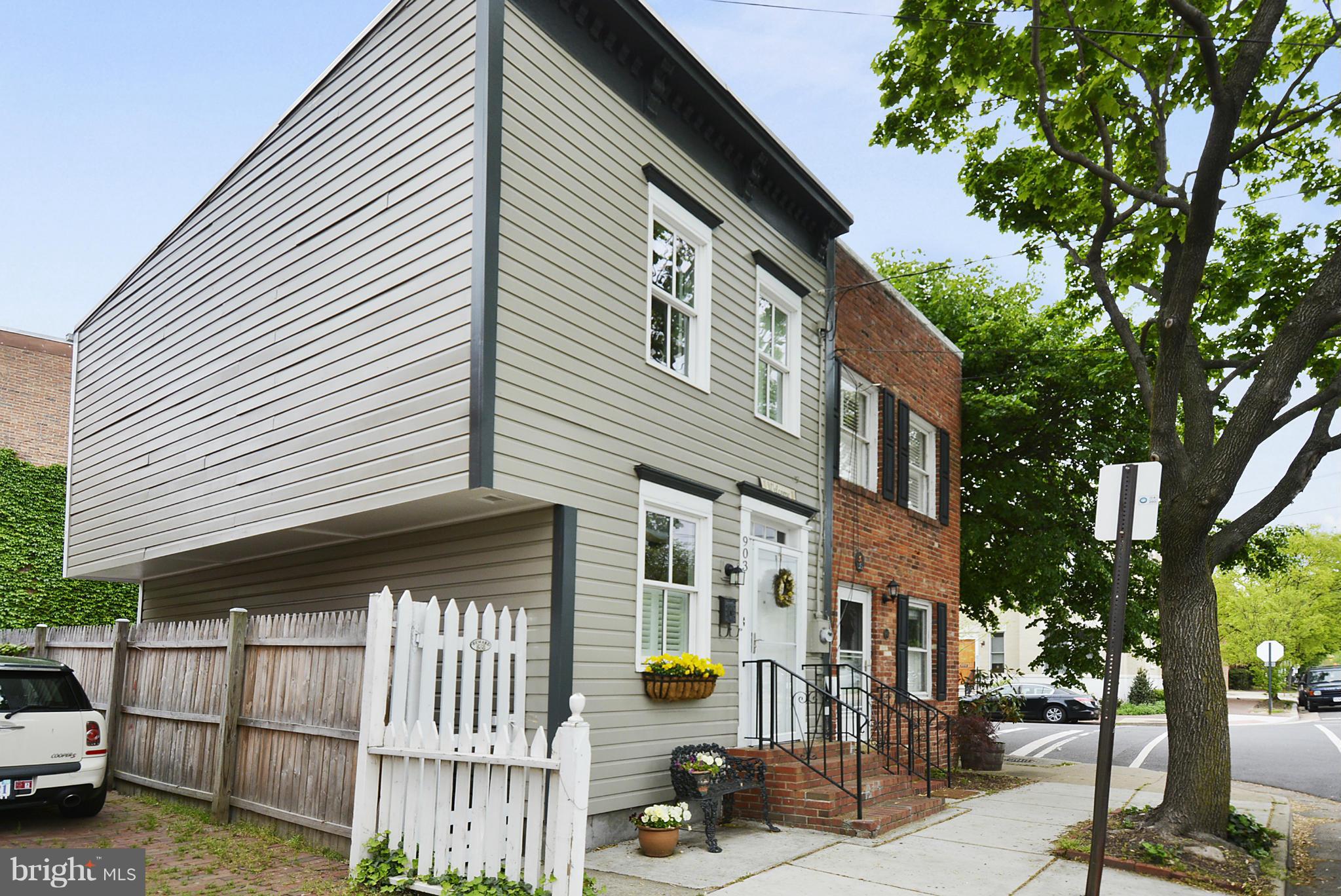 CARRIAGE WORKS - Residential