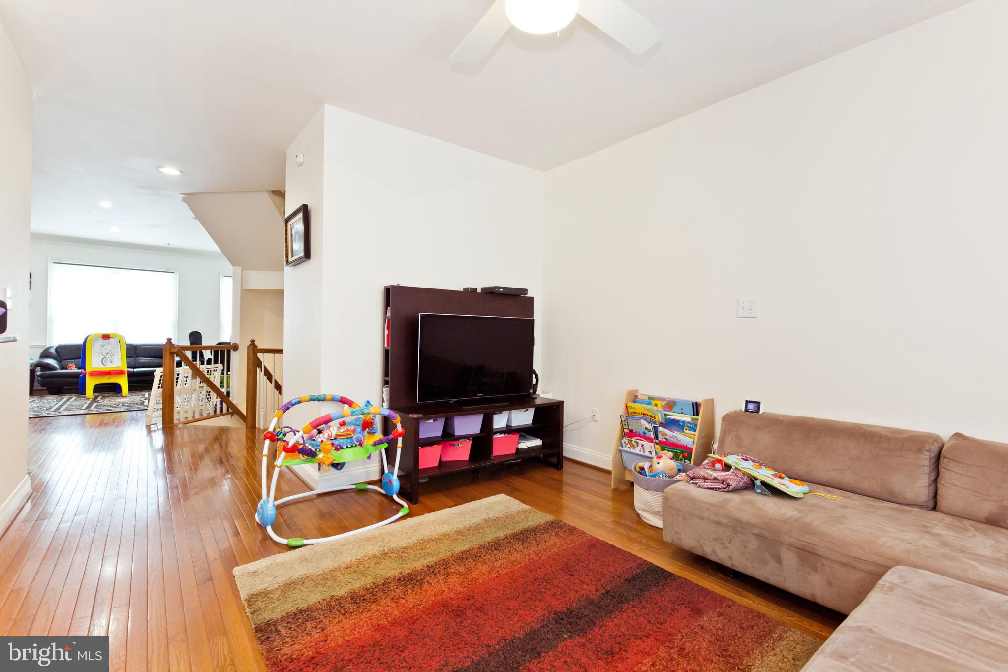 FENWICK COURT - Residential Lease