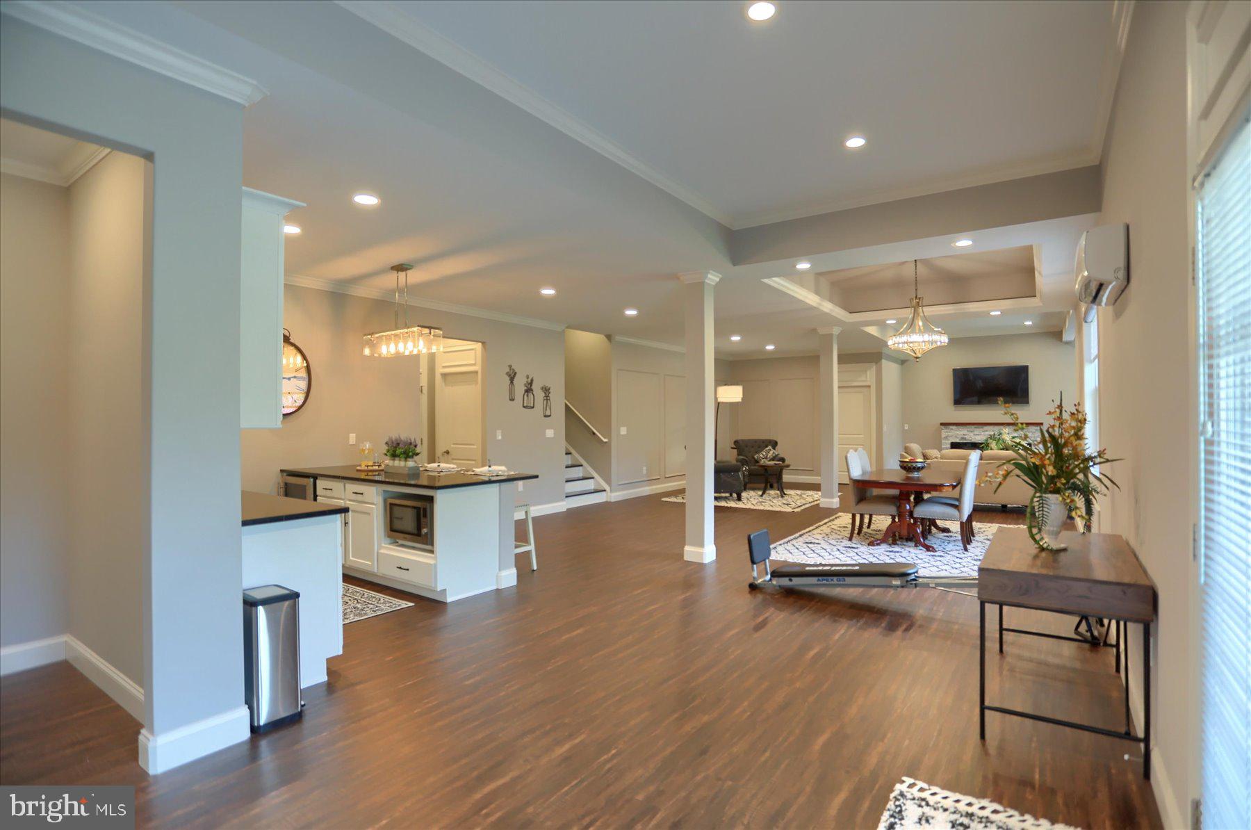 DEAVEN WOODS - Residential