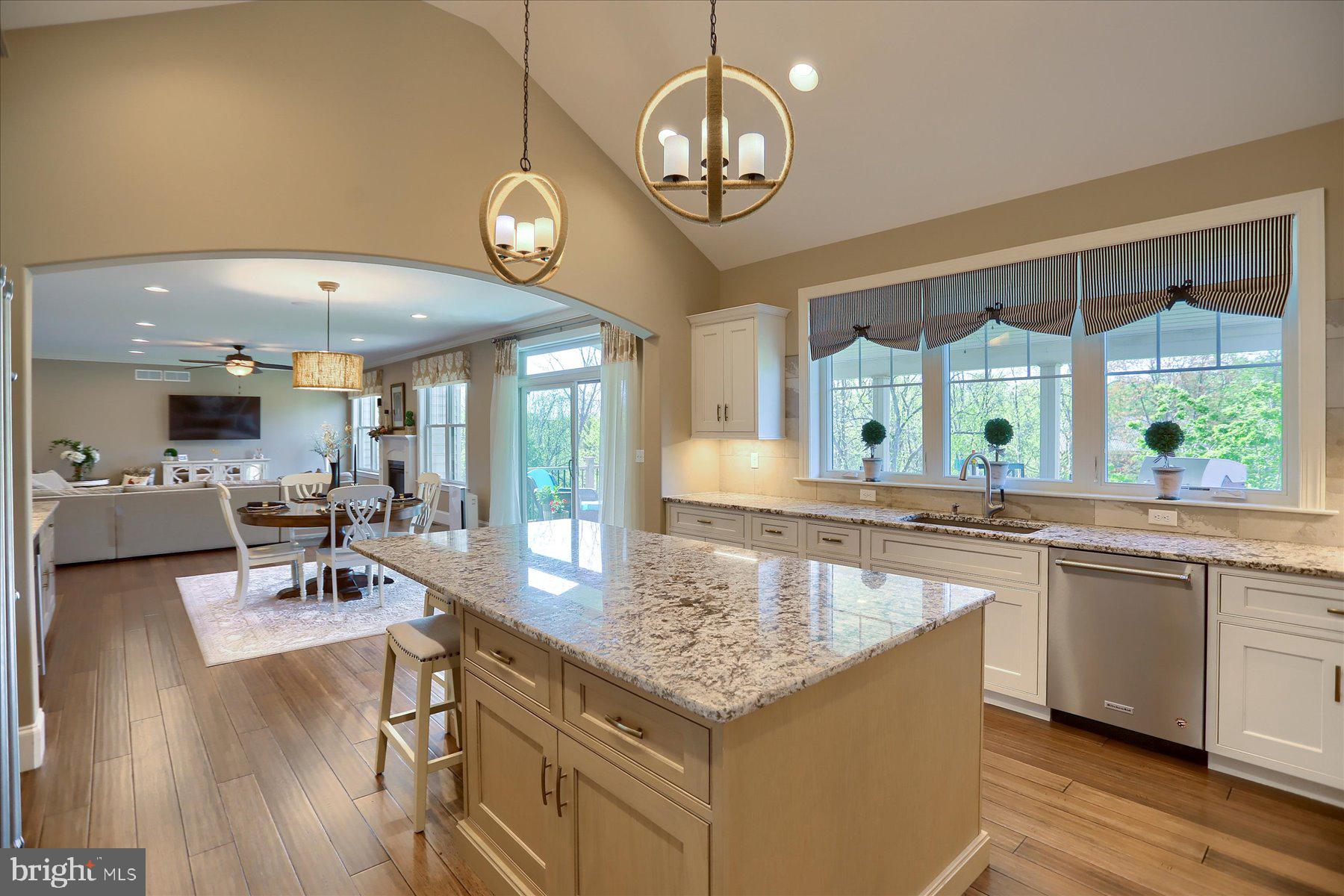 DEAVEN WOODS - Residential