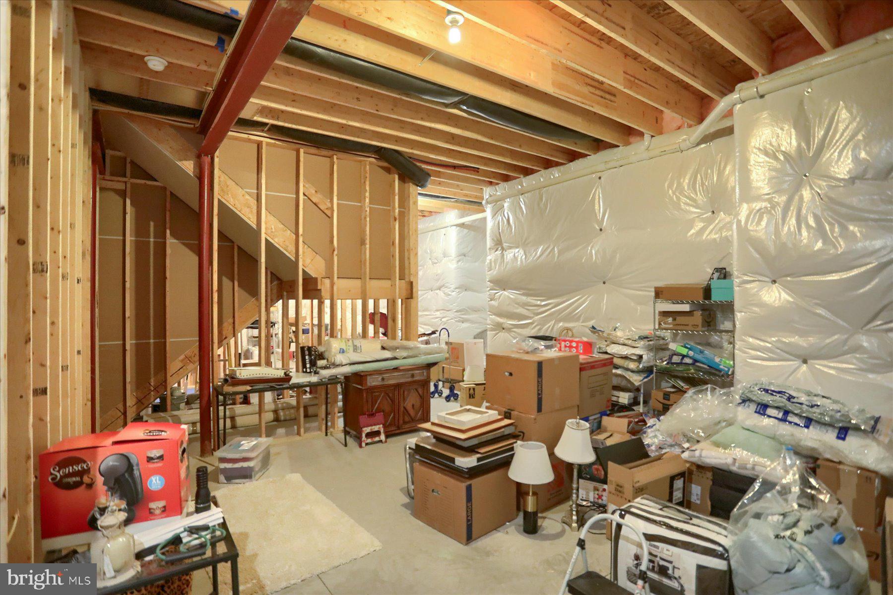 DEAVEN WOODS - Residential