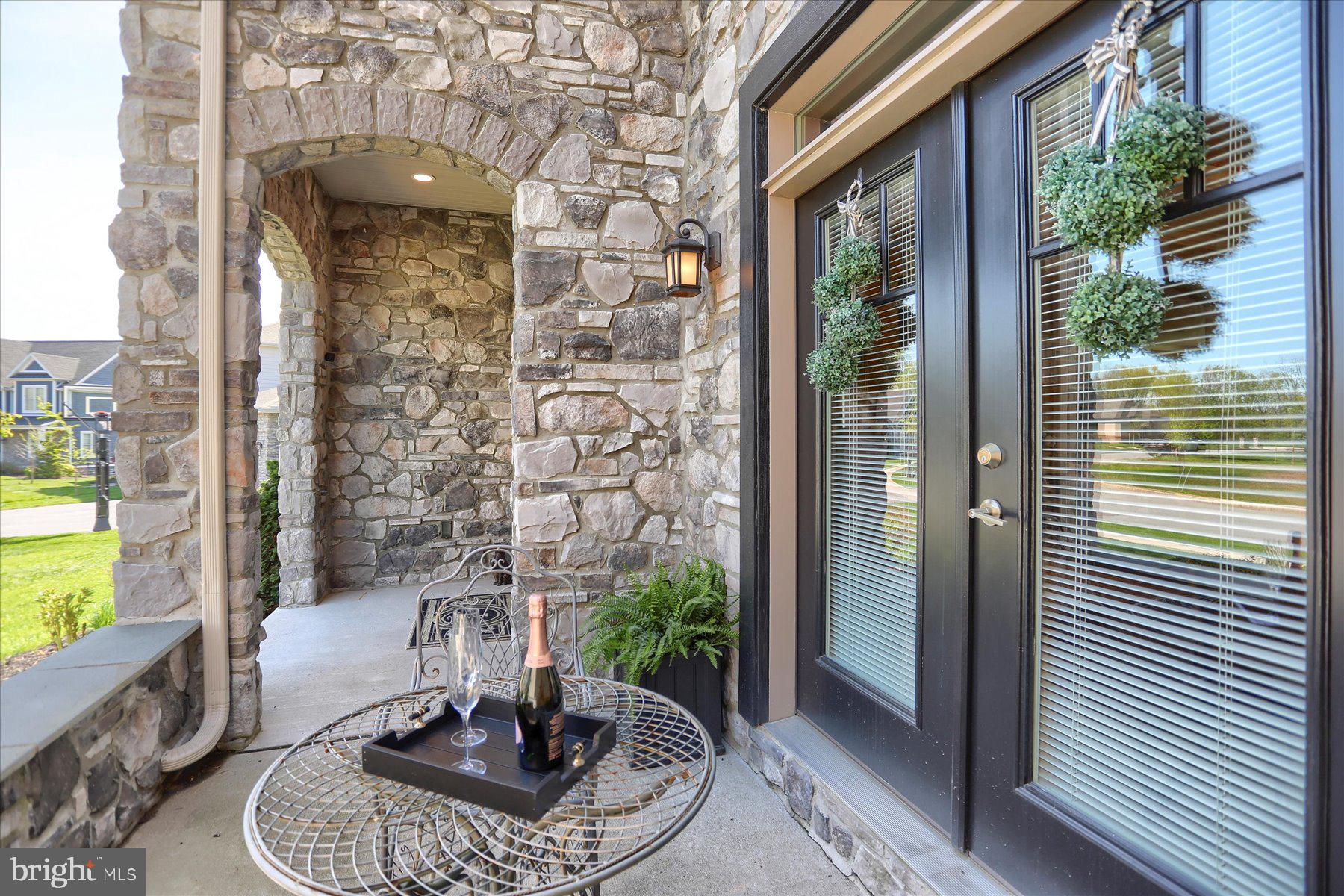 DEAVEN WOODS - Residential