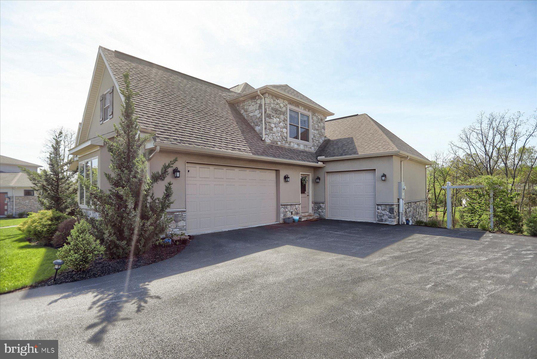 DEAVEN WOODS - Residential