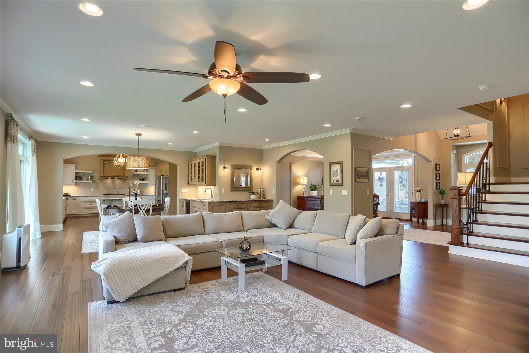 DEAVEN WOODS - Residential