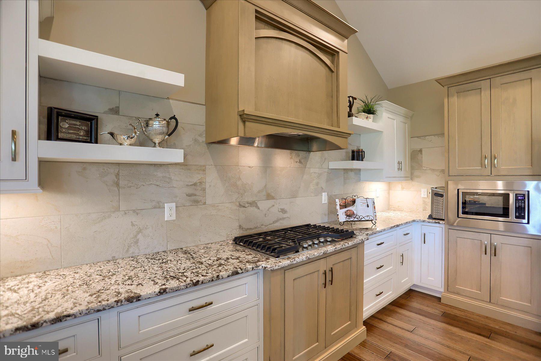 DEAVEN WOODS - Residential